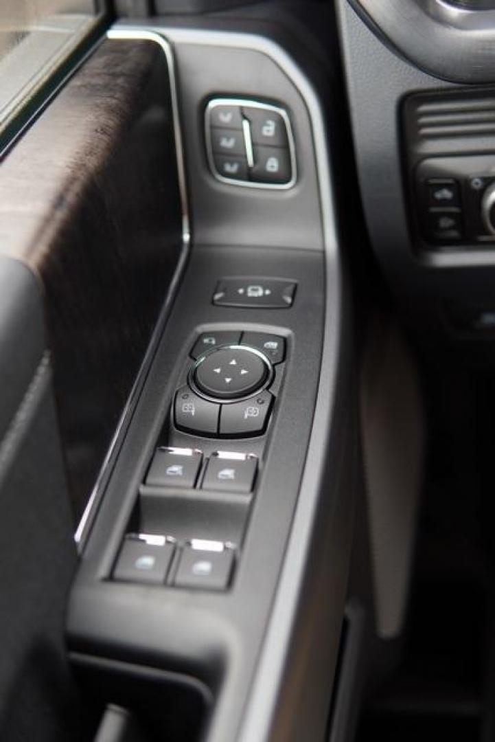 2025 Carbonized Gray Metallic /Black Onyx Ford F-350SD Lariat (1FT8W3DT2SE) with an Power Stroke 6.7L V8 DI 32V OHV Turbodiesel engine, Automatic transmission, located at 1105 E Mulberry, Kaufman, TX, 75142, (972) 962-2151, 32.589550, -96.300926 - Carbonized Gray Metallic 2025 Ford F-350SD 4D Crew Cab Lariat DRW 4WD 10-Speed Automatic Power Stroke 6.7L V8 DI 32V OHV Turbodiesel 4WD.<br><br><br>Please call Paul Murrey Ford Inc. In Kaufman Texas A Family Dealership Since 1952 Serving the Dallas Fort Worth and East Texas areas for over 70 years. - Photo#12