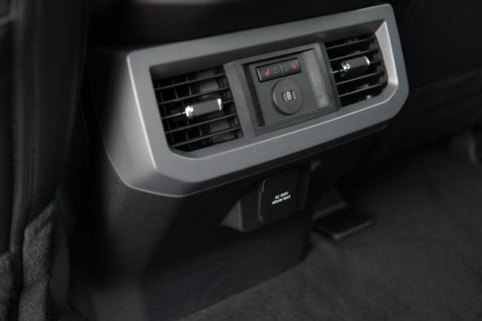 2025 Carbonized Gray Metallic /Black Onyx Ford F-350SD Lariat (1FT8W3DT2SE) with an Power Stroke 6.7L V8 DI 32V OHV Turbodiesel engine, Automatic transmission, located at 1105 E Mulberry, Kaufman, TX, 75142, (972) 962-2151, 32.589550, -96.300926 - Carbonized Gray Metallic 2025 Ford F-350SD 4D Crew Cab Lariat DRW 4WD 10-Speed Automatic Power Stroke 6.7L V8 DI 32V OHV Turbodiesel 4WD.<br><br><br>Please call Paul Murrey Ford Inc. In Kaufman Texas A Family Dealership Since 1952 Serving the Dallas Fort Worth and East Texas areas for over 70 years. - Photo#19