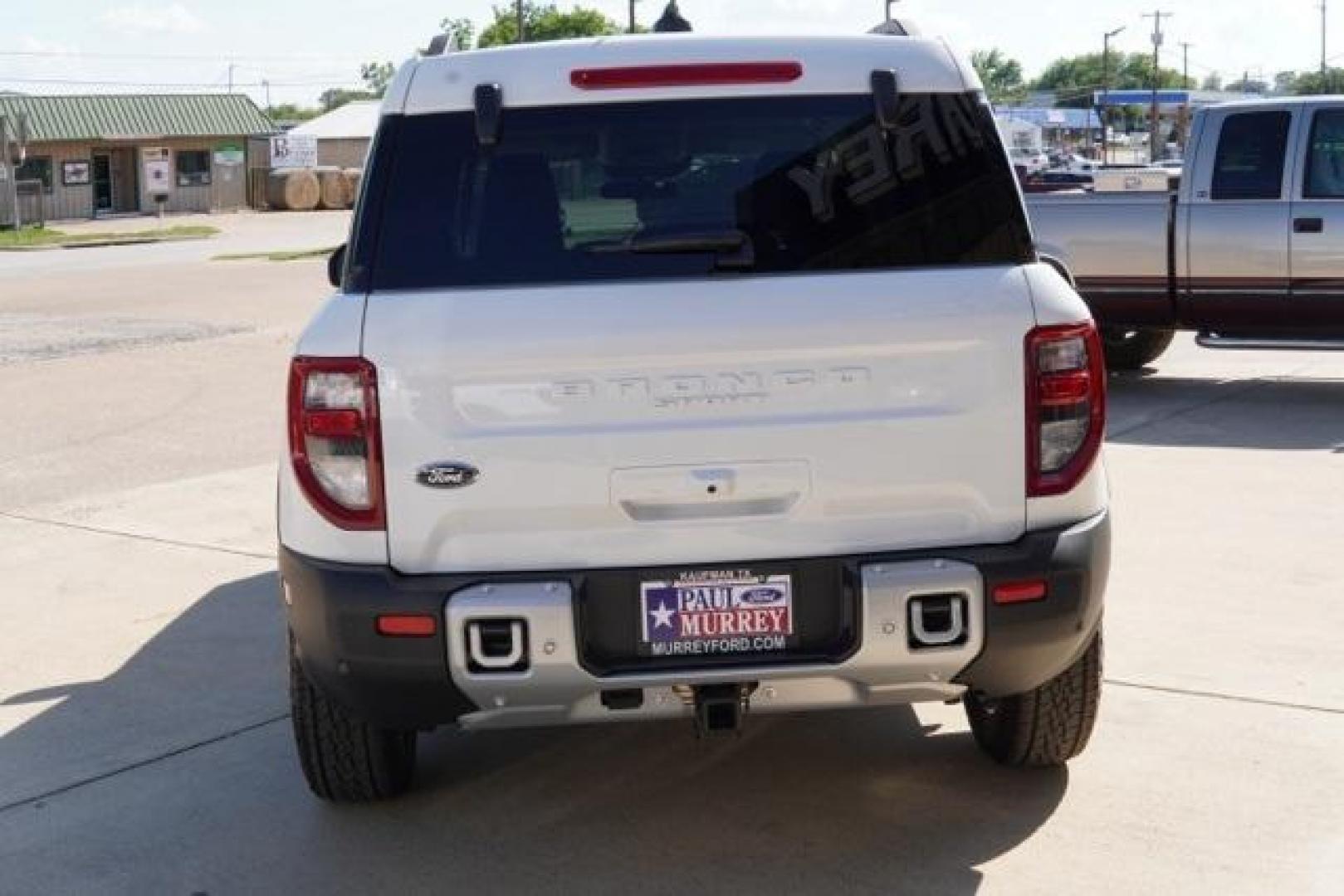 2025 Oxford White /Smoked Truffle Ford Bronco Sport Big Bend (3FMCR9BN5SR) with an 1.5L EcoBoost engine, Automatic transmission, located at 1105 E Mulberry, Kaufman, TX, 75142, (972) 962-2151, 32.589550, -96.300926 - Photo#4