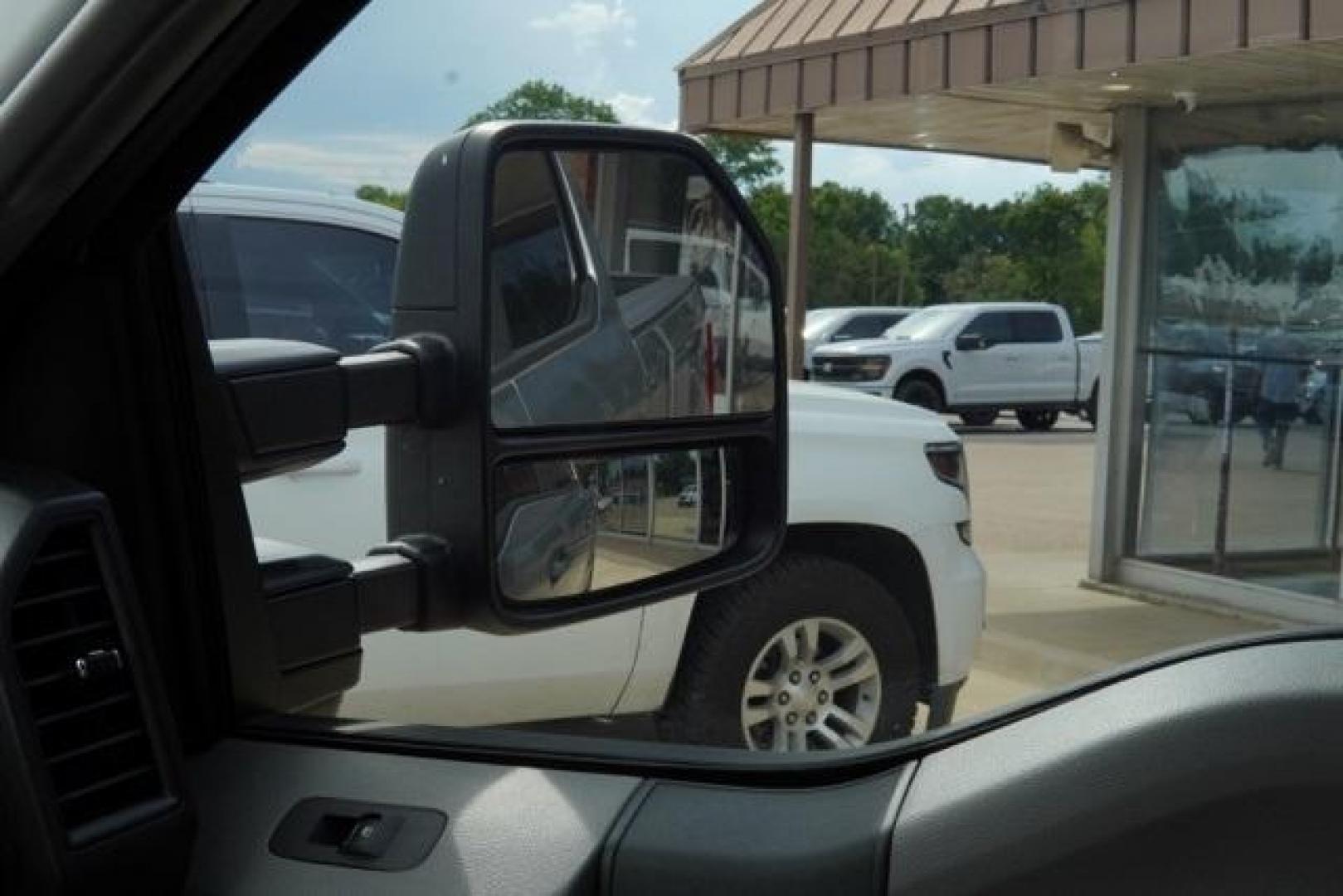 2020 Silver /Medium Earth Gray Ford F-250SD XL (1FT7W2BN1LE) with an 7.3L V8 PFI SOHC 16V Federal 385hp engine, Automatic transmission, located at 1105 E Mulberry, Kaufman, TX, 75142, (972) 962-2151, 32.589550, -96.300926 - Silver 2020 Ford F-250SD 4D Crew Cab XL 4WD 10-Speed Automatic 7.3L V8 PFI SOHC 16V Federal 385hp 4WD.<br><br><br>Recent Arrival!<br><br><br>Please call Paul Murrey Ford Inc. In Kaufman Texas A Family Dealership Since 1952 Serving the Dallas Fort Worth and East Texas areas for over 70 years. Please - Photo#12
