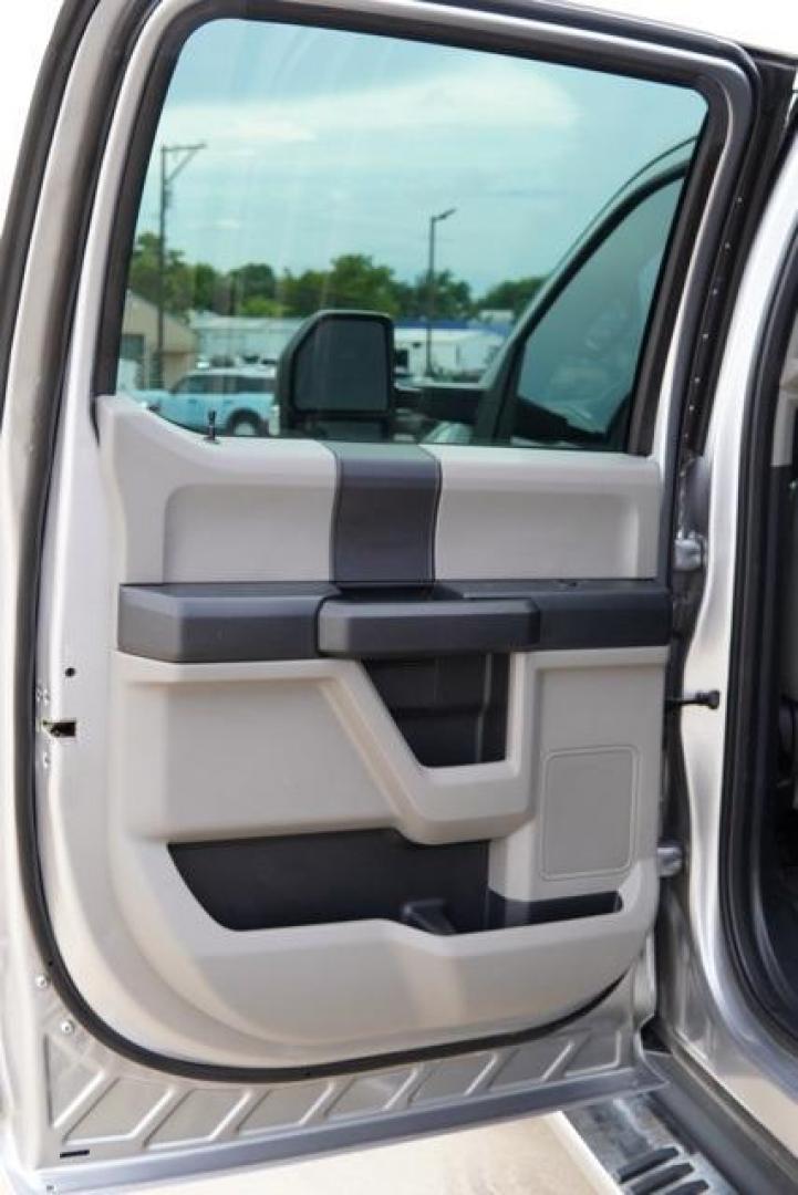 2020 Silver /Medium Earth Gray Ford F-250SD XL (1FT7W2BN1LE) with an 7.3L V8 PFI SOHC 16V Federal 385hp engine, Automatic transmission, located at 1105 E Mulberry, Kaufman, TX, 75142, (972) 962-2151, 32.589550, -96.300926 - Silver 2020 Ford F-250SD 4D Crew Cab XL 4WD 10-Speed Automatic 7.3L V8 PFI SOHC 16V Federal 385hp 4WD.<br><br><br>Recent Arrival!<br><br><br>Please call Paul Murrey Ford Inc. In Kaufman Texas A Family Dealership Since 1952 Serving the Dallas Fort Worth and East Texas areas for over 70 years. Please - Photo#24