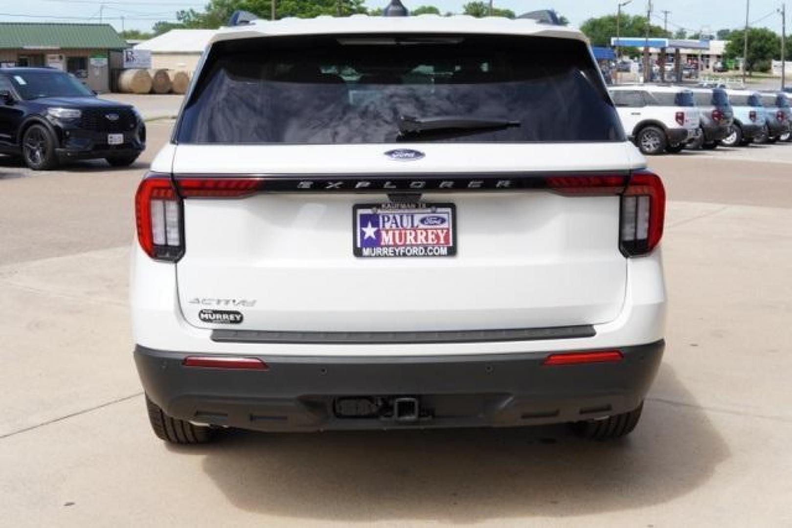 2025 Star White Metallic Tri-Coat /Gray Ford Explorer Active (1FMUK7DH3SG) with an 2.3L EcoBoost I-4 engine, Automatic transmission, located at 1105 E Mulberry, Kaufman, TX, 75142, (972) 962-2151, 32.589550, -96.300926 - Photo#3