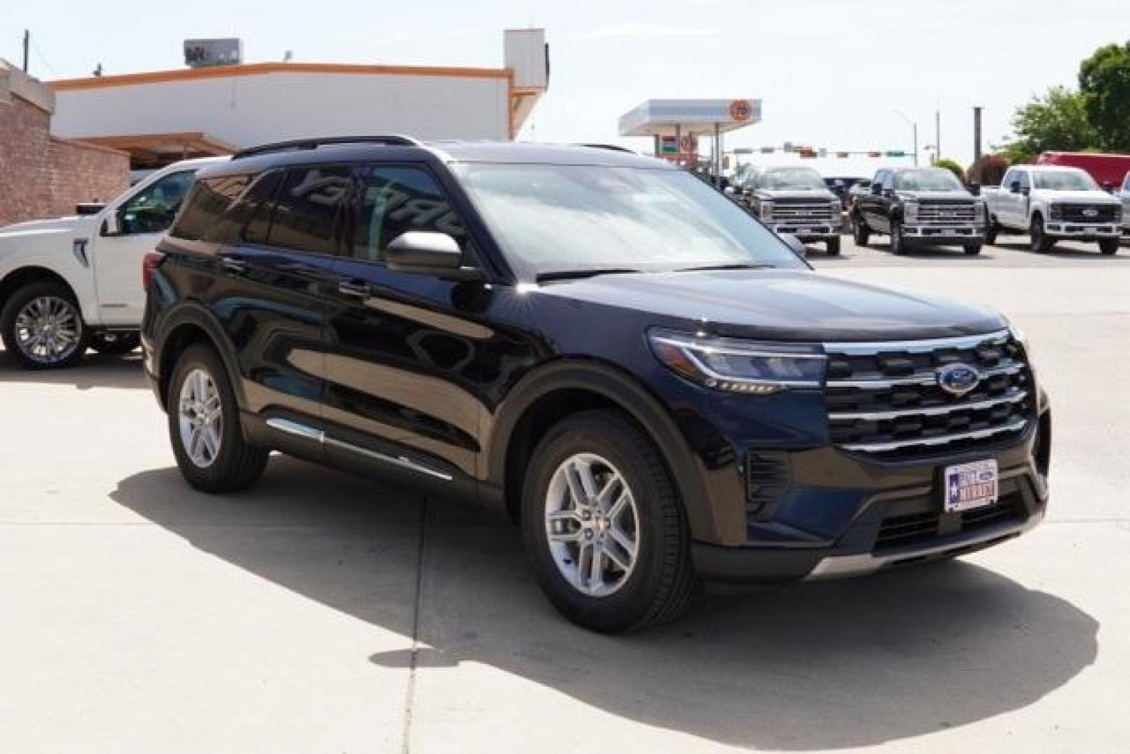 2025 Agate Black Metallic /Gray Ford Explorer Active (1FMUK7DH6SG) with an 2.3L EcoBoost I-4 engine, Automatic transmission, located at 1105 E Mulberry, Kaufman, TX, 75142, (972) 962-2151, 32.589550, -96.300926 - Photo#6