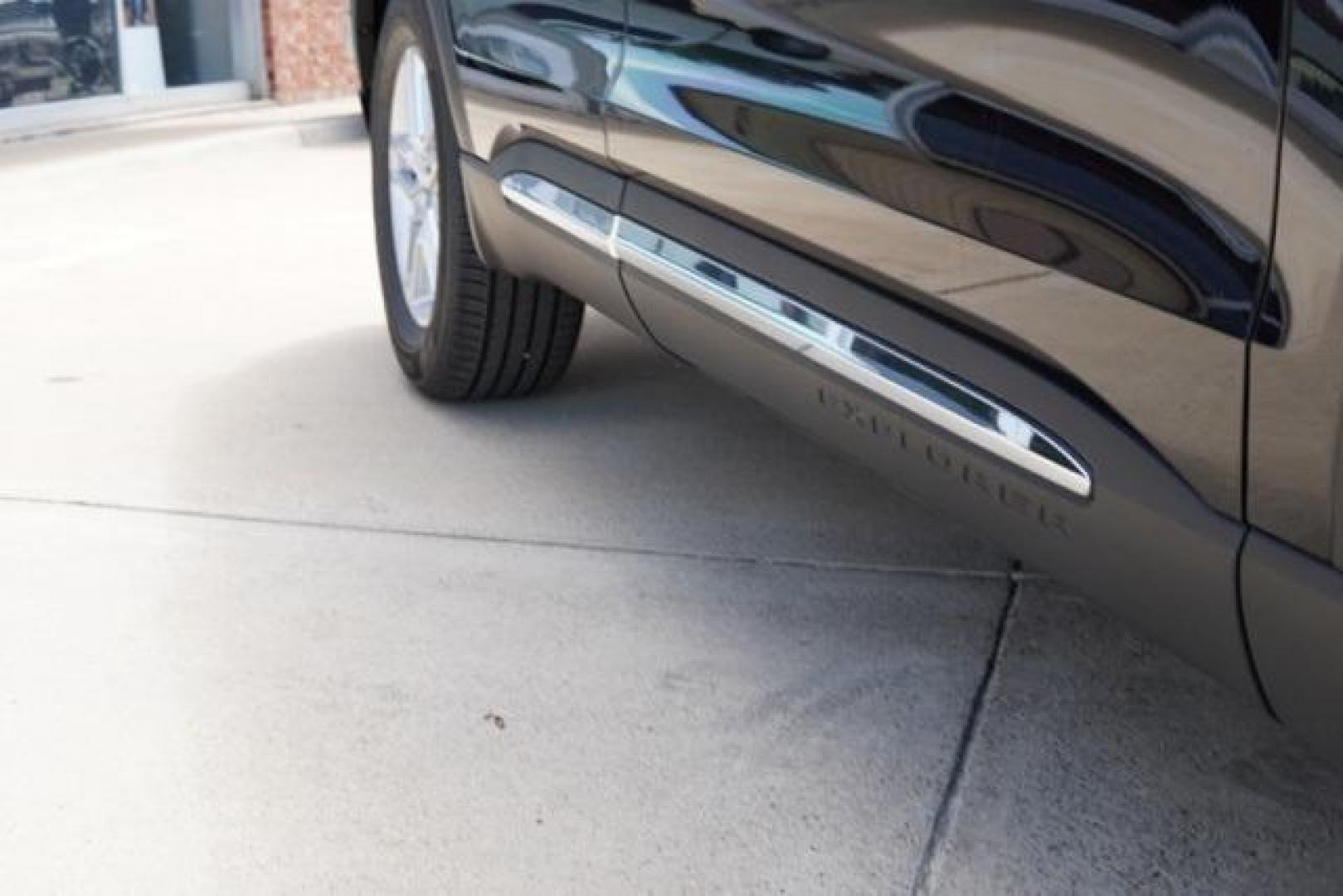 2025 Agate Black Metallic /Gray Ford Explorer Active (1FMUK7DH6SG) with an 2.3L EcoBoost I-4 engine, Automatic transmission, located at 1105 E Mulberry, Kaufman, TX, 75142, (972) 962-2151, 32.589550, -96.300926 - Photo#24