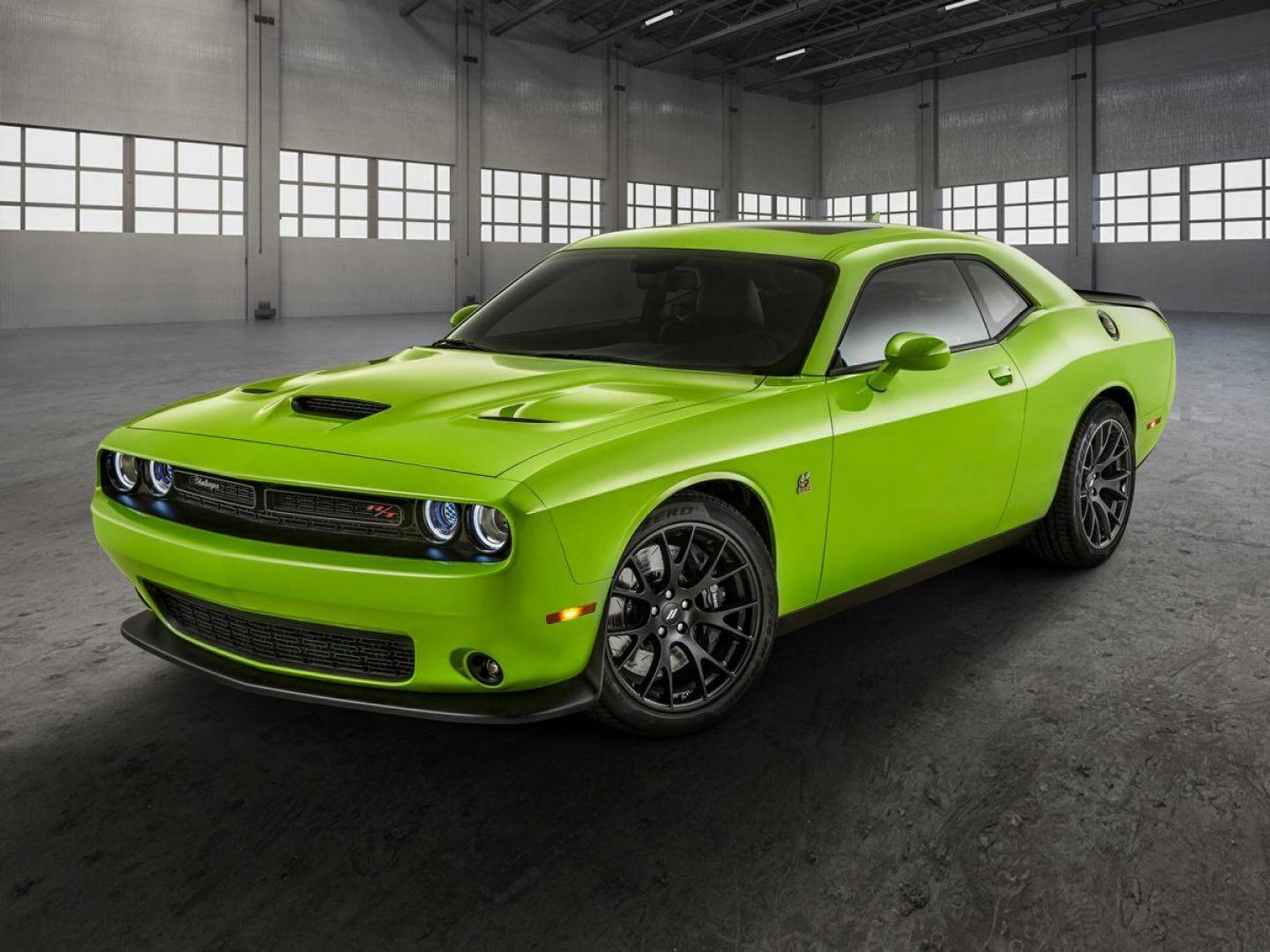 2021 White Knuckle Clearcoat /Ruby Red/Black Dodge Challenger R/T Scat Pack (2C3CDZFJ3MH) with an SRT HEMI 6.4L V8 MDS engine, Automatic transmission, located at 1105 E Mulberry, Kaufman, TX, 75142, (972) 962-2151, 32.589550, -96.300926 - White Knuckle Clearcoat 2021 Dodge Challenger 2D Coupe R/T Scat Pack RWD 8-Speed Automatic SRT HEMI 6.4L V8 MDS<br><br><br>Recent Arrival!<br><br><br>Please call Paul Murrey Ford Inc. In Kaufman Texas A Family Dealership Since 1952 Serving the Dallas Fort Worth and East Texas areas for over 70 years - Photo#0
