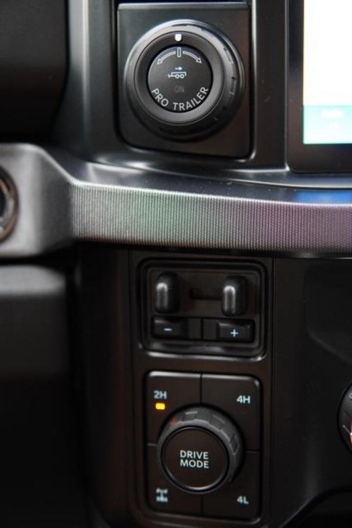 2025 Carbonized Gray Metallic /Black Onyx Ford F-250SD Platinum (1FT8W2BM1SE) with an 6.7L High Output Power Stroke V8 Diesel engine, Automatic transmission, located at 1105 E Mulberry, Kaufman, TX, 75142, (972) 962-2151, 32.589550, -96.300926 - Carbonized Gray Metallic 2025 Ford F-250SD 4D Crew Cab Platinum 4WD 10-Speed Automatic 6.7L High Output Power Stroke V8 Diesel 4WD.<br><br>Recent Arrival!<br><br><br>Please call Paul Murrey Ford Inc. In Kaufman Texas A Family Dealership Since 1952 Serving the Dallas Fort Worth and East Texas areas f - Photo#14