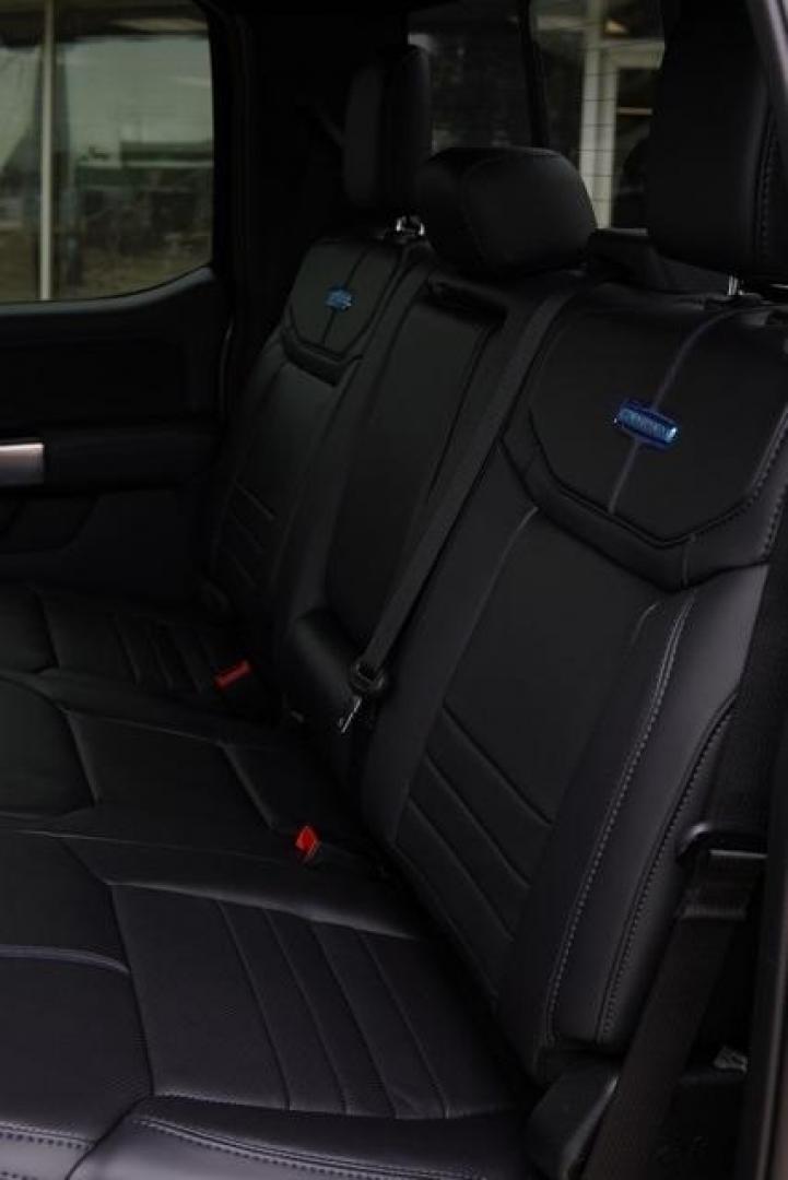 2025 Carbonized Gray Metallic /Black Onyx Ford F-250SD Platinum (1FT8W2BM1SE) with an 6.7L High Output Power Stroke V8 Diesel engine, Automatic transmission, located at 1105 E Mulberry, Kaufman, TX, 75142, (972) 962-2151, 32.589550, -96.300926 - Carbonized Gray Metallic 2025 Ford F-250SD 4D Crew Cab Platinum 4WD 10-Speed Automatic 6.7L High Output Power Stroke V8 Diesel 4WD.<br><br>Recent Arrival!<br><br><br>Please call Paul Murrey Ford Inc. In Kaufman Texas A Family Dealership Since 1952 Serving the Dallas Fort Worth and East Texas areas f - Photo#26