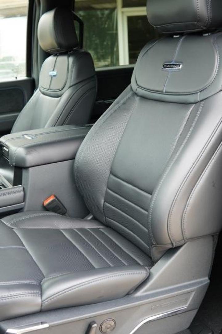 2025 Carbonized Gray Metallic /Black Onyx Ford F-250SD (1FT8W2BMXSE) with an 6.7L High Output Power Stroke V8 Diesel engine, Automatic transmission, located at 1105 E Mulberry, Kaufman, TX, 75142, (972) 962-2151, 32.589550, -96.300926 - Photo#23