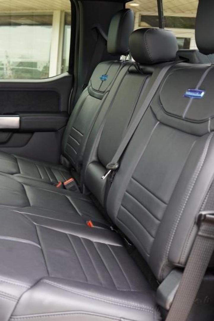 2025 Carbonized Gray Metallic /Black Onyx Ford F-250SD (1FT8W2BMXSE) with an 6.7L High Output Power Stroke V8 Diesel engine, Automatic transmission, located at 1105 E Mulberry, Kaufman, TX, 75142, (972) 962-2151, 32.589550, -96.300926 - Photo#27