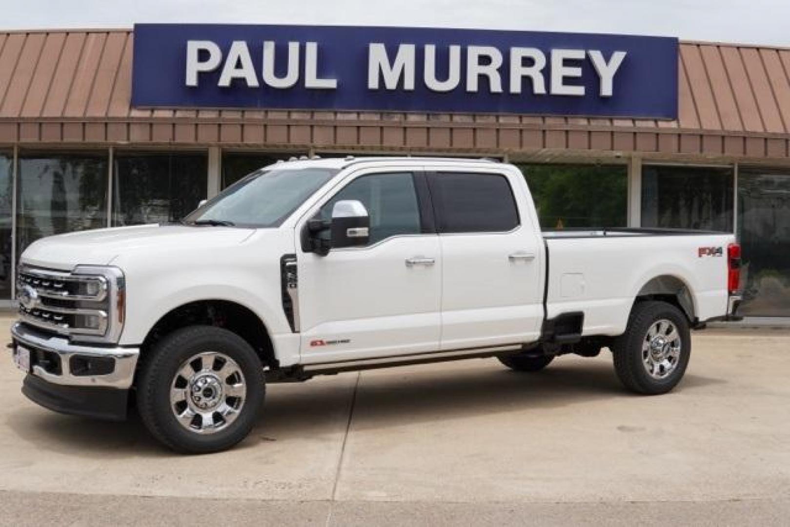 2025 Star White Metallic Tri-Coat /Black Onyx Ford F-350SD Lariat (1FT8W3BM8SE) with an 6.7L High Output Power Stroke V8 Diesel engine, Automatic transmission, located at 1105 E Mulberry, Kaufman, TX, 75142, (972) 962-2151, 32.589550, -96.300926 - Star White Metallic Tri-Coat 2025 Ford F-350SD 4D Crew Cab Lariat 4WD 10-Speed Automatic 6.7L High Output Power Stroke V8 Diesel 4WD.<br><br>Recent Arrival!<br><br><br>Please call Paul Murrey Ford Inc. In Kaufman Texas A Family Dealership Since 1952 Serving the Dallas Fort Worth and East Texas areas - Photo#0