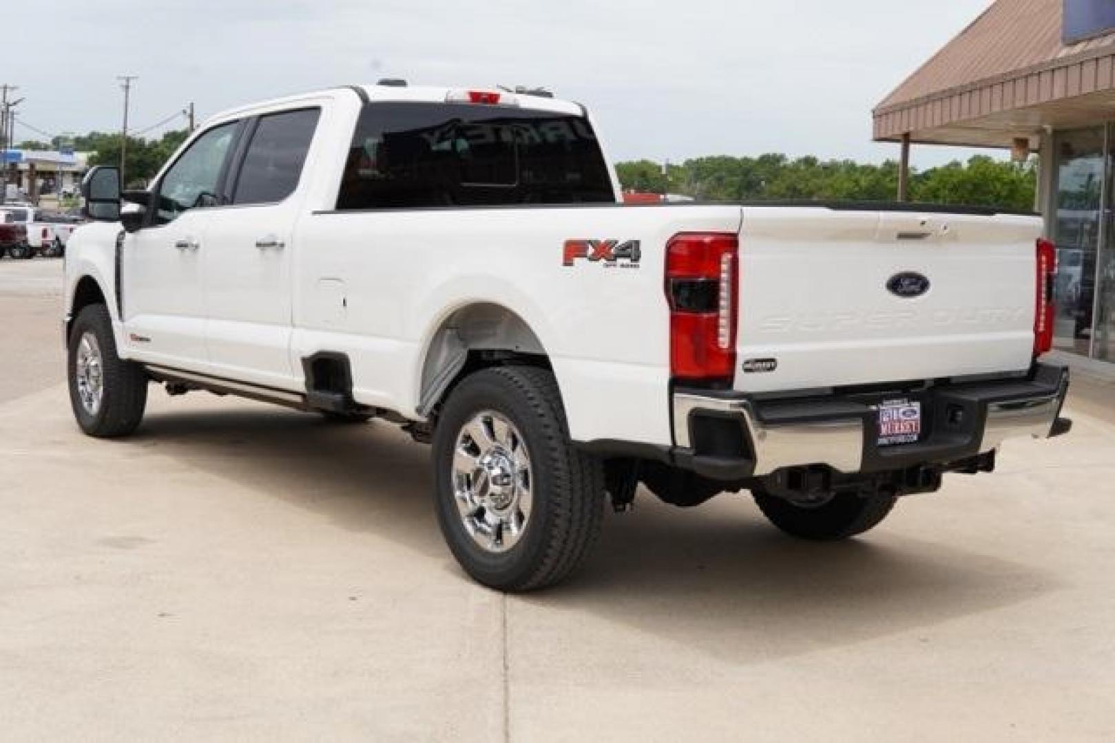 2025 Star White Metallic Tri-Coat /Black Onyx Ford F-350SD Lariat (1FT8W3BM8SE) with an 6.7L High Output Power Stroke V8 Diesel engine, Automatic transmission, located at 1105 E Mulberry, Kaufman, TX, 75142, (972) 962-2151, 32.589550, -96.300926 - Star White Metallic Tri-Coat 2025 Ford F-350SD 4D Crew Cab Lariat 4WD 10-Speed Automatic 6.7L High Output Power Stroke V8 Diesel 4WD.<br><br>Recent Arrival!<br><br><br>Please call Paul Murrey Ford Inc. In Kaufman Texas A Family Dealership Since 1952 Serving the Dallas Fort Worth and East Texas areas - Photo#2