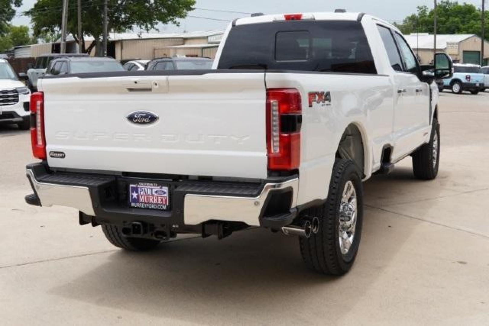 2025 Star White Metallic Tri-Coat /Black Onyx Ford F-350SD Lariat (1FT8W3BM8SE) with an 6.7L High Output Power Stroke V8 Diesel engine, Automatic transmission, located at 1105 E Mulberry, Kaufman, TX, 75142, (972) 962-2151, 32.589550, -96.300926 - Star White Metallic Tri-Coat 2025 Ford F-350SD 4D Crew Cab Lariat 4WD 10-Speed Automatic 6.7L High Output Power Stroke V8 Diesel 4WD.<br><br>Recent Arrival!<br><br><br>Please call Paul Murrey Ford Inc. In Kaufman Texas A Family Dealership Since 1952 Serving the Dallas Fort Worth and East Texas areas - Photo#4