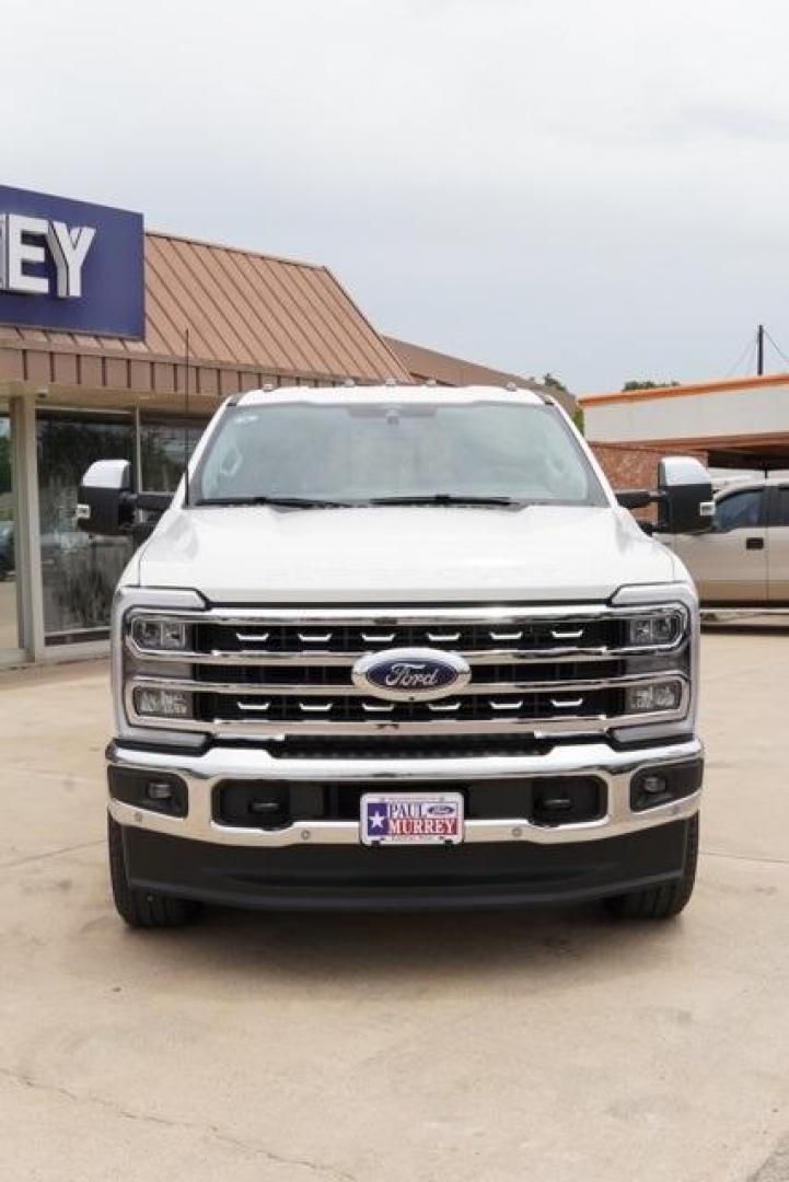 2025 Star White Metallic Tri-Coat /Black Onyx Ford F-350SD Lariat (1FT8W3BM8SE) with an 6.7L High Output Power Stroke V8 Diesel engine, Automatic transmission, located at 1105 E Mulberry, Kaufman, TX, 75142, (972) 962-2151, 32.589550, -96.300926 - Star White Metallic Tri-Coat 2025 Ford F-350SD 4D Crew Cab Lariat 4WD 10-Speed Automatic 6.7L High Output Power Stroke V8 Diesel 4WD.<br><br>Recent Arrival!<br><br><br>Please call Paul Murrey Ford Inc. In Kaufman Texas A Family Dealership Since 1952 Serving the Dallas Fort Worth and East Texas areas - Photo#6