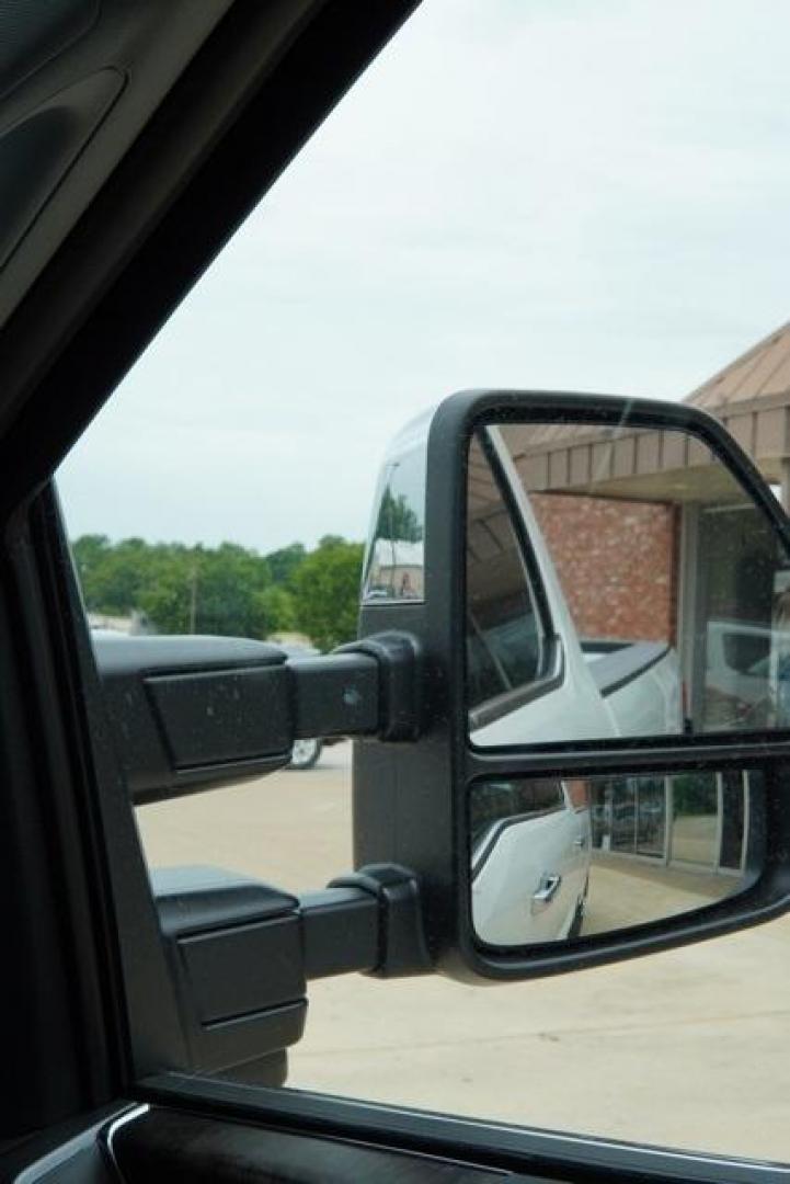 2025 Star White Metallic Tri-Coat /Black Onyx Ford F-350SD Lariat (1FT8W3BM8SE) with an 6.7L High Output Power Stroke V8 Diesel engine, Automatic transmission, located at 1105 E Mulberry, Kaufman, TX, 75142, (972) 962-2151, 32.589550, -96.300926 - Star White Metallic Tri-Coat 2025 Ford F-350SD 4D Crew Cab Lariat 4WD 10-Speed Automatic 6.7L High Output Power Stroke V8 Diesel 4WD.<br><br>Recent Arrival!<br><br><br>Please call Paul Murrey Ford Inc. In Kaufman Texas A Family Dealership Since 1952 Serving the Dallas Fort Worth and East Texas areas - Photo#20