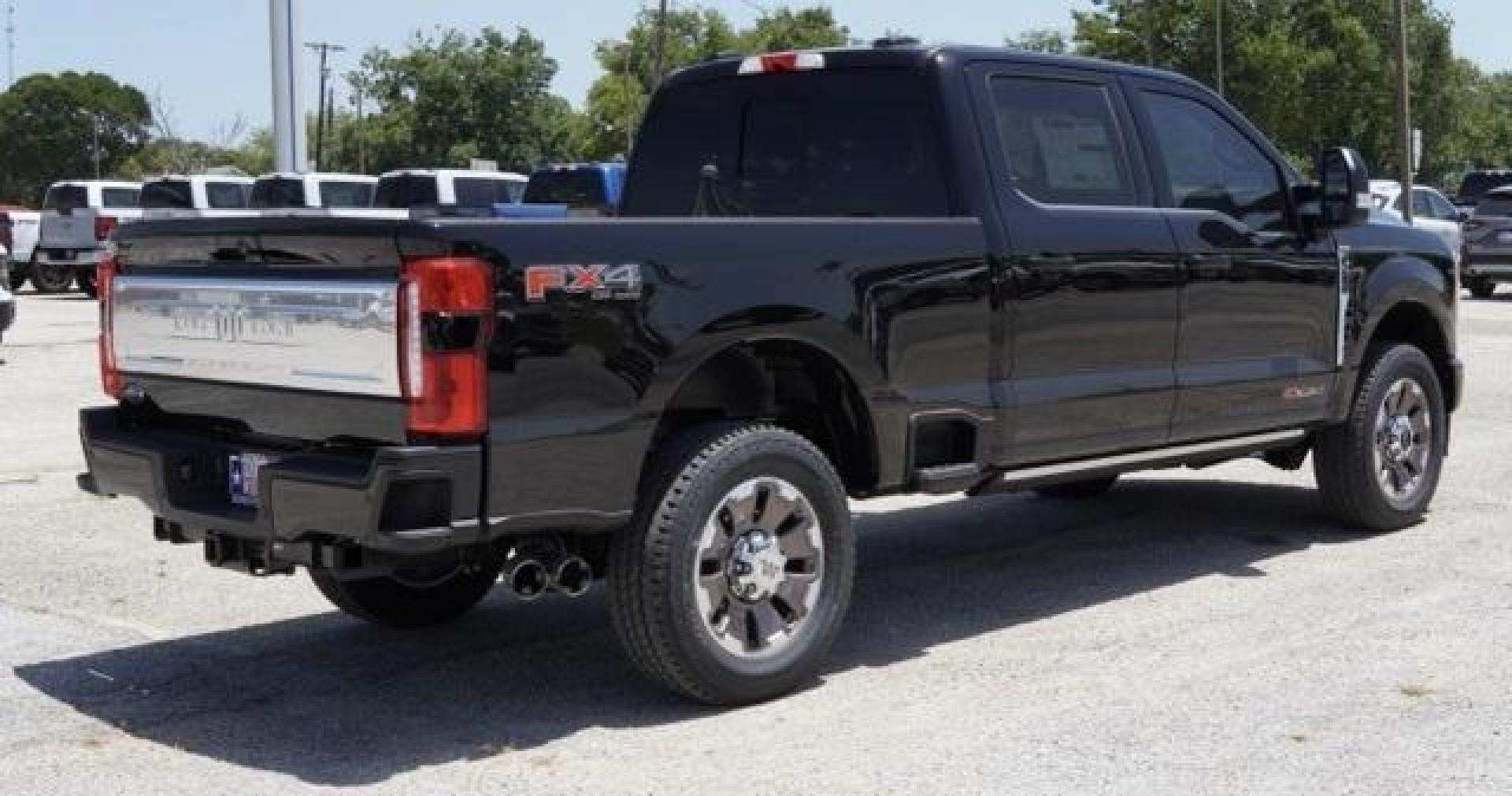 2025 Agate Black Metallic /40 Console 40 Seat Ford F-250SD King Ranch (1FT8W2BM1SE) with an 6.7L High Output Power Stroke V8 Diesel engine, Automatic transmission, located at 1105 E Mulberry, Kaufman, TX, 75142, (972) 962-2151, 32.589550, -96.300926 - Photo#7