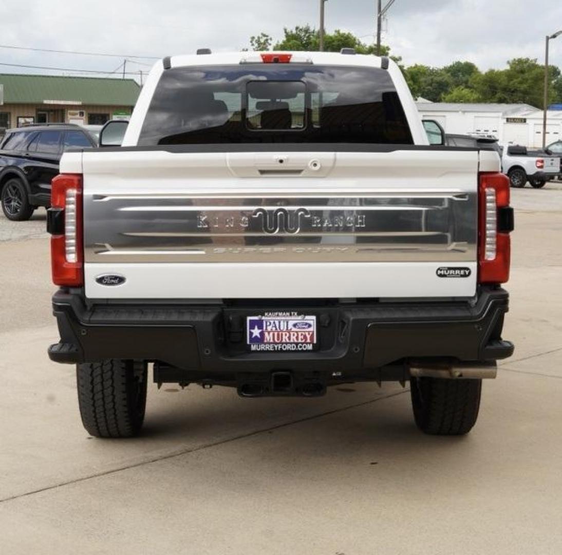 2025 Star White Metallic Tri-Coat /40 Console 40 Seat Ford F-250SD King Ranch (1FT8W2BT6SE) with an Power Stroke 6.7L V8 DI 32V OHV Turbodiesel engine, Automatic transmission, located at 1105 E Mulberry, Kaufman, TX, 75142, (972) 962-2151, 32.589550, -96.300926 - Star White Metallic Tri-Coat 2025 Ford F-250SD 4D Crew Cab King Ranch 4WD 10-Speed Automatic Power Stroke 6.7L V8 DI 32V OHV Turbodiesel 4WD.<br><br>Recent Arrival!<br><br><br>Please call Paul Murrey Ford Inc. In Kaufman Texas A Family Dealership Since 1952 Serving the Dallas Fort Worth and East Tex - Photo#3