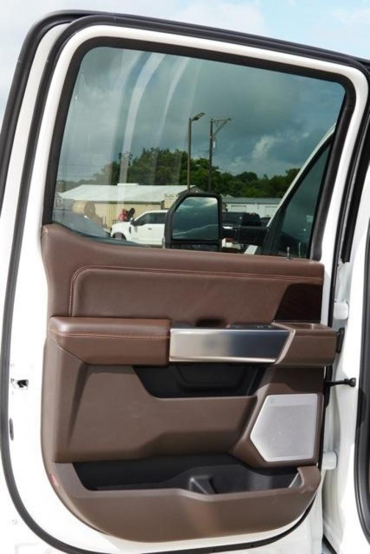 2025 Star White Metallic Tri-Coat /40 Console 40 Seat Ford F-250SD King Ranch (1FT8W2BT6SE) with an Power Stroke 6.7L V8 DI 32V OHV Turbodiesel engine, Automatic transmission, located at 1105 E Mulberry, Kaufman, TX, 75142, (972) 962-2151, 32.589550, -96.300926 - Star White Metallic Tri-Coat 2025 Ford F-250SD 4D Crew Cab King Ranch 4WD 10-Speed Automatic Power Stroke 6.7L V8 DI 32V OHV Turbodiesel 4WD.<br><br>Recent Arrival!<br><br><br>Please call Paul Murrey Ford Inc. In Kaufman Texas A Family Dealership Since 1952 Serving the Dallas Fort Worth and East Tex - Photo#35