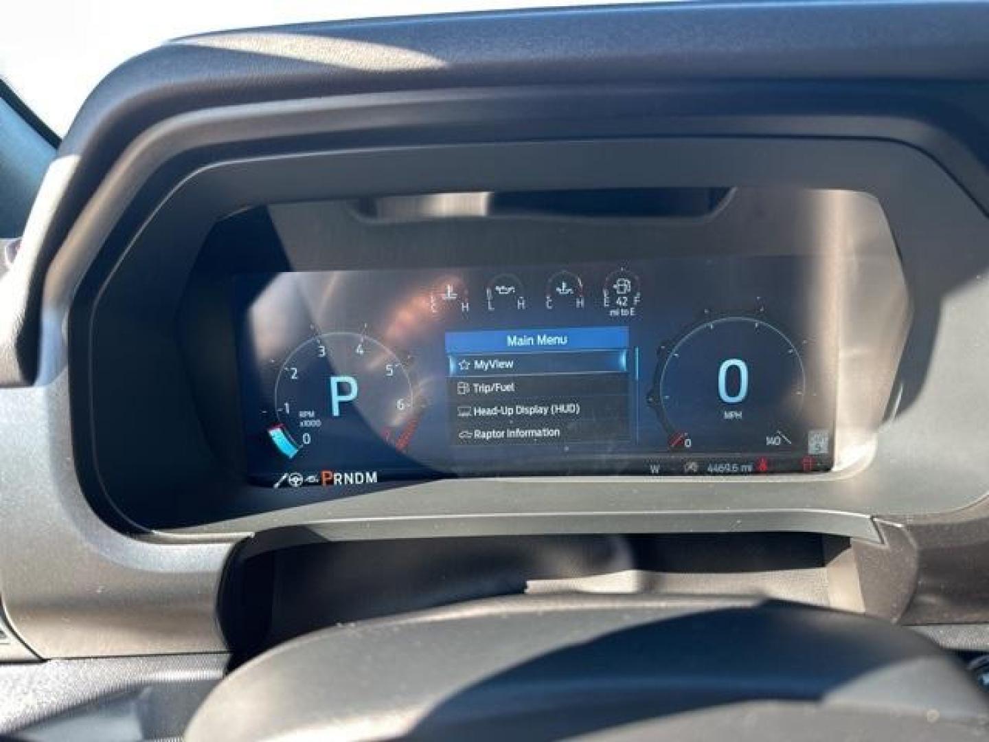 2025 White Metallic /Black Ford F-150 Raptor (1FTFW1RG7SF) with an 3.5L V6 EcoBoost engine, Automatic transmission, located at 1105 E Mulberry, Kaufman, TX, 75142, (972) 962-2151, 32.589550, -96.300926 - White Metallic 2025 Ford F-150 4D SuperCrew Raptor 4WD 10-Speed Automatic 3.5L V6 EcoBoost 4WD.<br><br><br>Recent Arrival! Odometer is 2448 miles below market average!<br><br><br>Please call Paul Murrey Ford Inc. In Kaufman Texas A Family Dealership Since 1952 Serving the Dallas Fort Worth and East - Photo#16