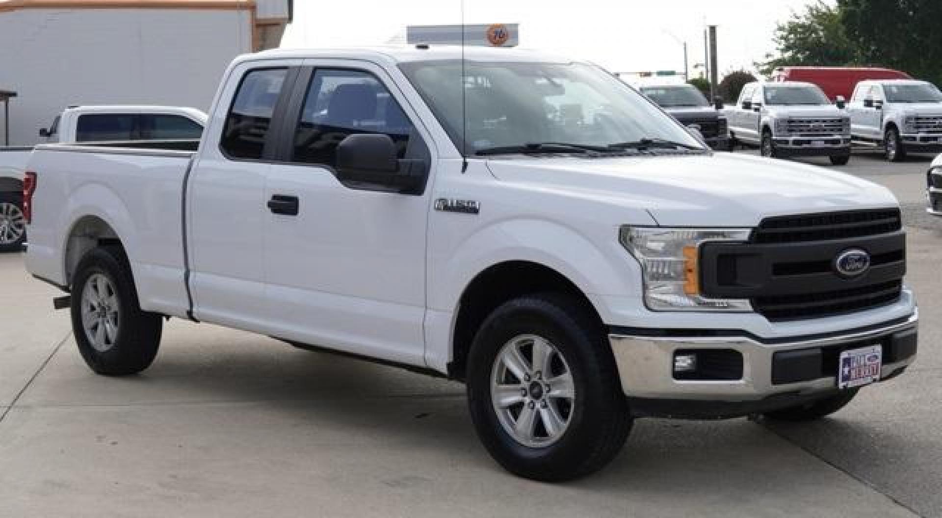 2019 Oxford White /Medium Earth Gray Ford F-150 XL (1FTEX1CP9KK) with an 2.7L V6 EcoBoost engine, Automatic transmission, located at 1105 E Mulberry, Kaufman, TX, 75142, (972) 962-2151, 32.589550, -96.300926 - Oxford White 2019 Ford F-150 Super Cab XL RWD 10-Speed Automatic 2.7L V6 EcoBoost<br><br><br>Recent Arrival! 20/26 City/Highway MPG<br><br><br>Please call Paul Murrey Ford Inc. In Kaufman Texas A Family Dealership Since 1952 Serving the Dallas Fort Worth and East Texas areas for over 70 years. Pleas - Photo#6