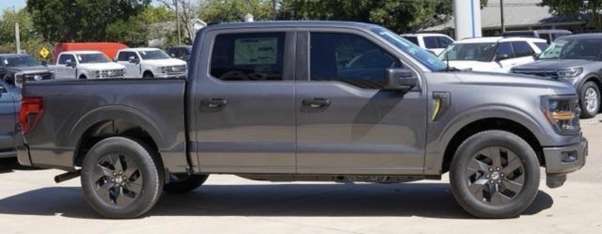 2025 Carbonized Gray Metallic /Black Ford F-150 STX (1FTEW2KP9SK) with an 2.7L V6 EcoBoost engine, Automatic transmission, located at 1105 E Mulberry, Kaufman, TX, 75142, (972) 962-2151, 32.589550, -96.300926 - Carbonized Gray Metallic 2025 Ford F-150 4D SuperCrew STX RWD 10-Speed Automatic 2.7L V6 EcoBoost<br><br>20/26 City/Highway MPG<br><br><br>Please call Paul Murrey Ford Inc. In Kaufman Texas A Family Dealership Since 1952 Serving the Dallas Fort Worth and East Texas areas for over 70 years. Please ca - Photo#5