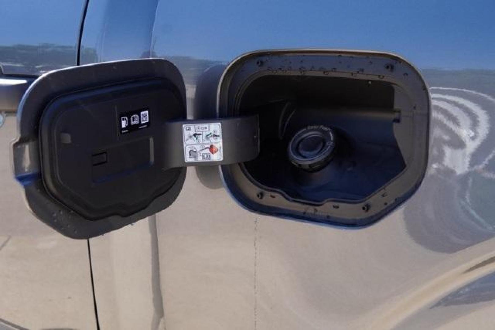 2025 Carbonized Gray Metallic /Black Ford F-150 STX (1FTEW2KP9SK) with an 2.7L V6 EcoBoost engine, Automatic transmission, located at 1105 E Mulberry, Kaufman, TX, 75142, (972) 962-2151, 32.589550, -96.300926 - Carbonized Gray Metallic 2025 Ford F-150 4D SuperCrew STX RWD 10-Speed Automatic 2.7L V6 EcoBoost<br><br>20/26 City/Highway MPG<br><br><br>Please call Paul Murrey Ford Inc. In Kaufman Texas A Family Dealership Since 1952 Serving the Dallas Fort Worth and East Texas areas for over 70 years. Please ca - Photo#12