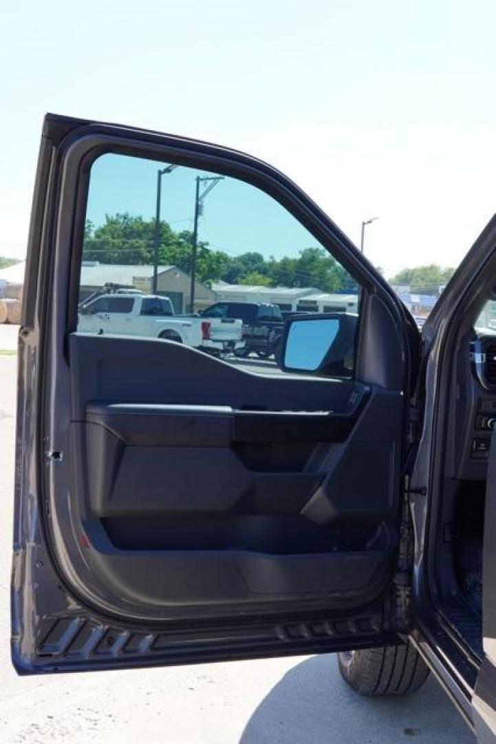 2025 Carbonized Gray Metallic /Black Ford F-150 STX (1FTEW2KP9SK) with an 2.7L V6 EcoBoost engine, Automatic transmission, located at 1105 E Mulberry, Kaufman, TX, 75142, (972) 962-2151, 32.589550, -96.300926 - Carbonized Gray Metallic 2025 Ford F-150 4D SuperCrew STX RWD 10-Speed Automatic 2.7L V6 EcoBoost<br><br>20/26 City/Highway MPG<br><br><br>Please call Paul Murrey Ford Inc. In Kaufman Texas A Family Dealership Since 1952 Serving the Dallas Fort Worth and East Texas areas for over 70 years. Please ca - Photo#14