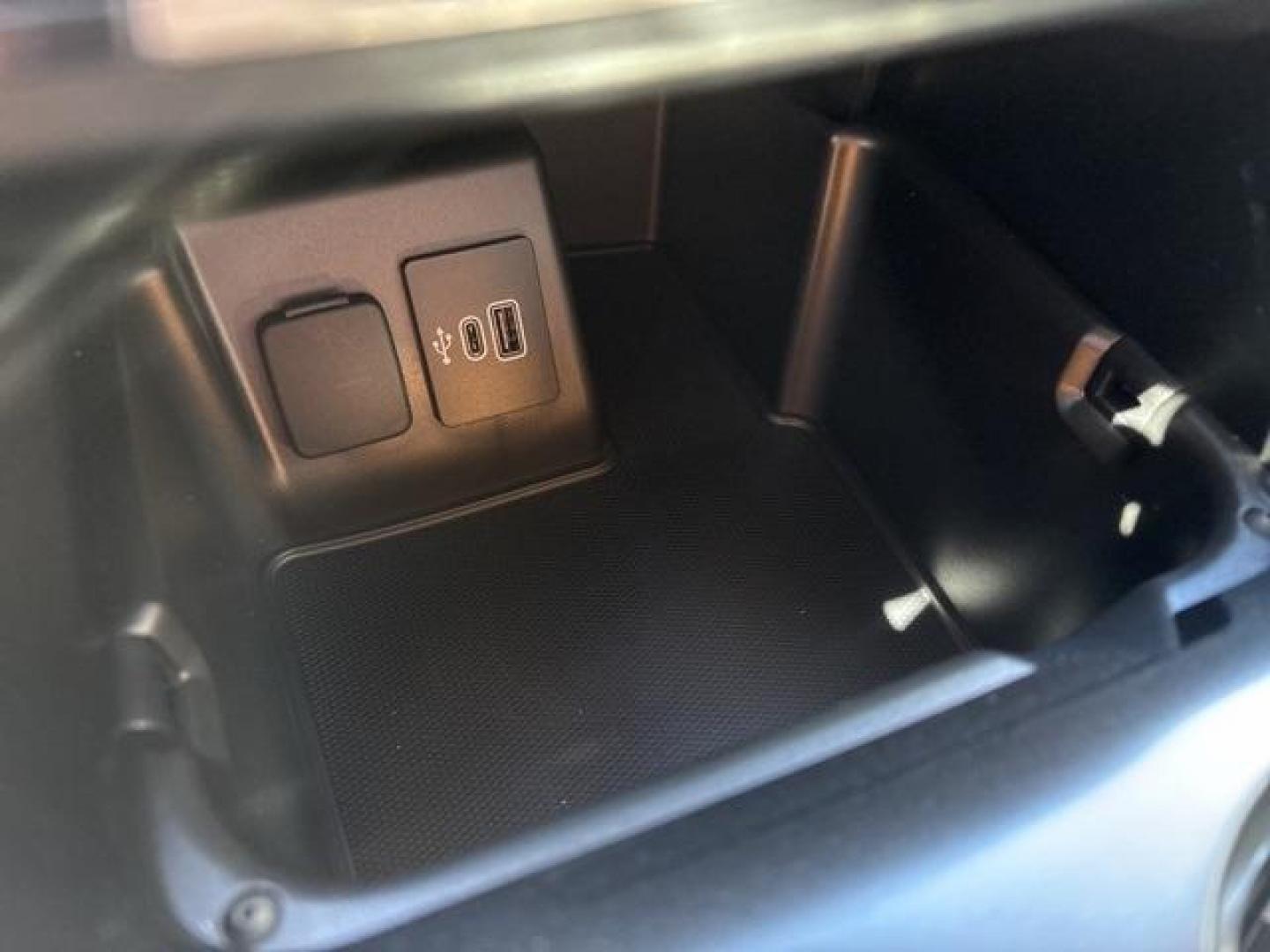 2025 White Metallic /Dark Gray/Onyx Ford Explorer Active (1FMUK7DH1SG) with an 2.3L EcoBoost I-4 engine, Automatic transmission, located at 1105 E Mulberry, Kaufman, TX, 75142, (972) 962-2151, 32.589550, -96.300926 - Space White Metallic 2025 Ford Explorer 4D Sport Utility Active RWD 10-Speed Automatic 2.3L EcoBoost I-4<br><br>20/29 City/Highway MPG<br><br><br>Please call Paul Murrey Ford Inc. In Kaufman Texas A Family Dealership Since 1952 Serving the Dallas Fort Worth and East Texas areas for over 70 years. Pl - Photo#26