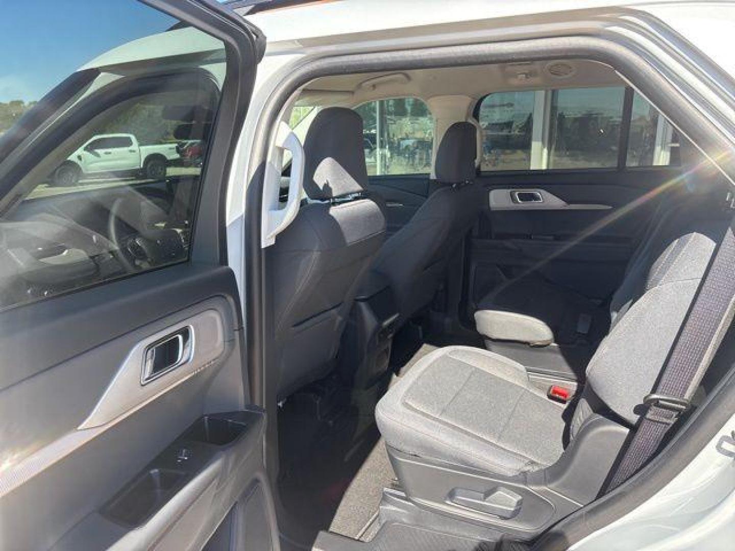 2025 White Metallic /Dark Gray/Onyx Ford Explorer Active (1FMUK7DH1SG) with an 2.3L EcoBoost I-4 engine, Automatic transmission, located at 1105 E Mulberry, Kaufman, TX, 75142, (972) 962-2151, 32.589550, -96.300926 - $7,455 off MSRP! Priced below KBB Fair Purchase Price!<br><br><br>Space White Metallic 2025 Ford Explorer 4D Sport Utility Active RWD 10-Speed Automatic 2.3L EcoBoost I-4 20/29 City/Highway MPG<br><br>20/29 City/Highway MPG Price includes: $6000 - Model Year Closeout Bonus Cash - Explorer. Exp. 03/3 - Photo#12