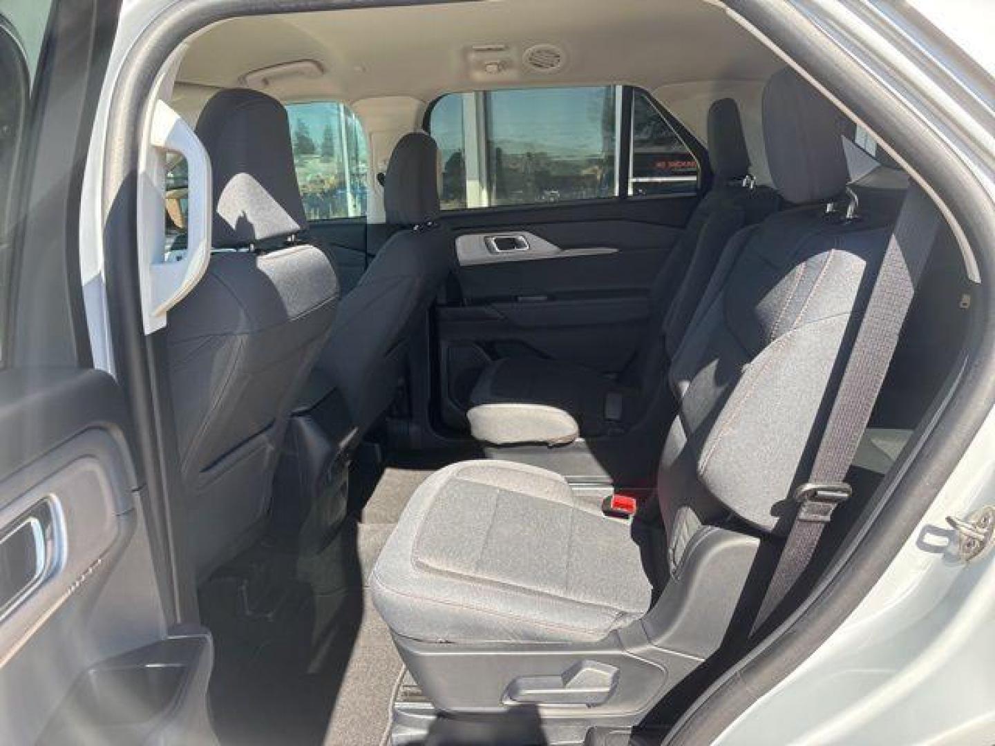 2025 White Metallic /Dark Gray/Onyx Ford Explorer Active (1FMUK7DH1SG) with an 2.3L EcoBoost I-4 engine, Automatic transmission, located at 1105 E Mulberry, Kaufman, TX, 75142, (972) 962-2151, 32.589550, -96.300926 - $7,455 off MSRP! Priced below KBB Fair Purchase Price!<br><br><br>Space White Metallic 2025 Ford Explorer 4D Sport Utility Active RWD 10-Speed Automatic 2.3L EcoBoost I-4 20/29 City/Highway MPG<br><br>20/29 City/Highway MPG Price includes: $6000 - Model Year Closeout Bonus Cash - Explorer. Exp. 03/3 - Photo#13