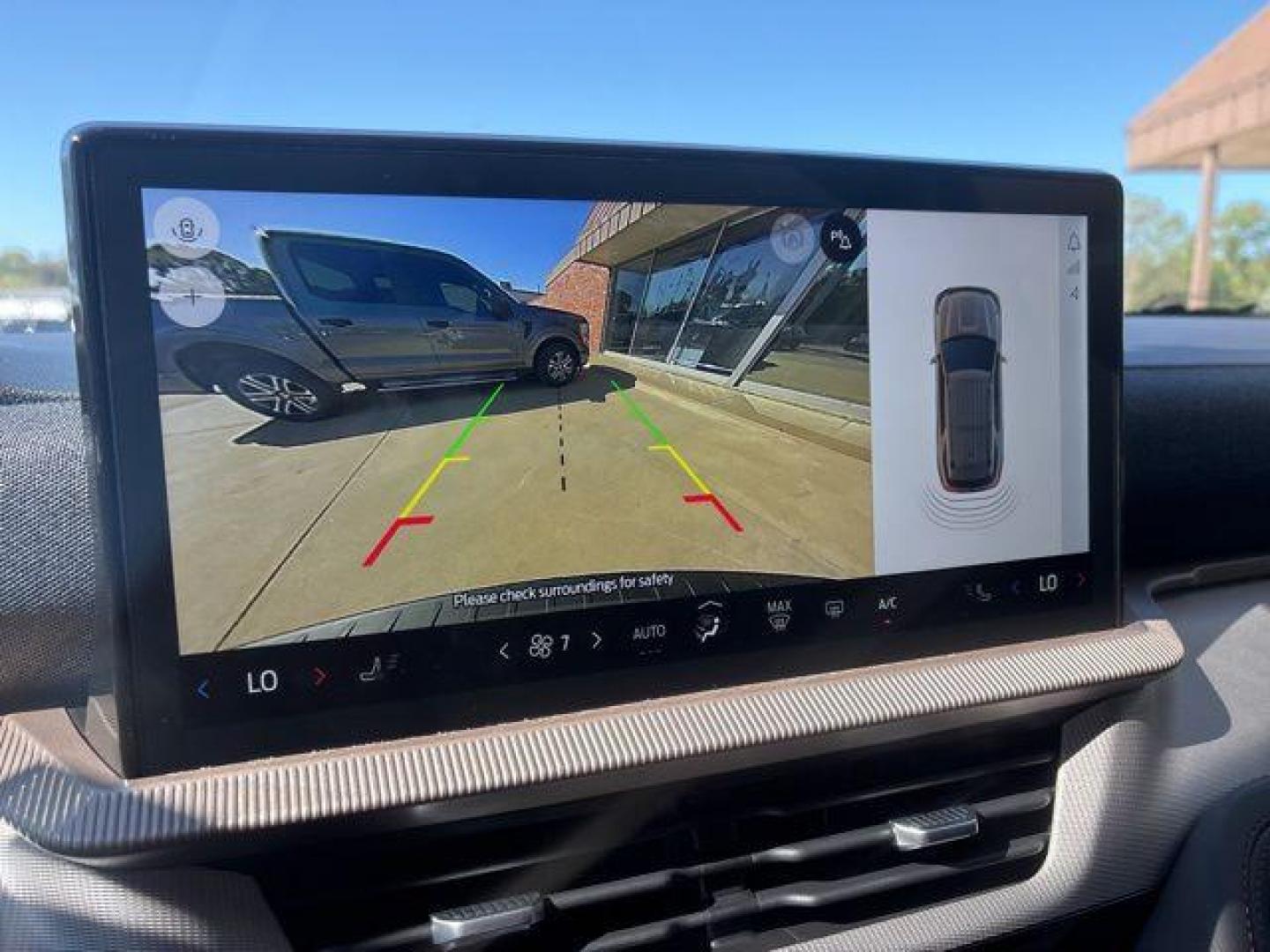 2025 White Metallic /Dark Gray/Onyx Ford Explorer Active (1FMUK7DH1SG) with an 2.3L EcoBoost I-4 engine, Automatic transmission, located at 1105 E Mulberry, Kaufman, TX, 75142, (972) 962-2151, 32.589550, -96.300926 - $7,455 off MSRP! Priced below KBB Fair Purchase Price!<br><br><br>Space White Metallic 2025 Ford Explorer 4D Sport Utility Active RWD 10-Speed Automatic 2.3L EcoBoost I-4 20/29 City/Highway MPG<br><br>20/29 City/Highway MPG Price includes: $6000 - Model Year Closeout Bonus Cash - Explorer. Exp. 03/3 - Photo#27