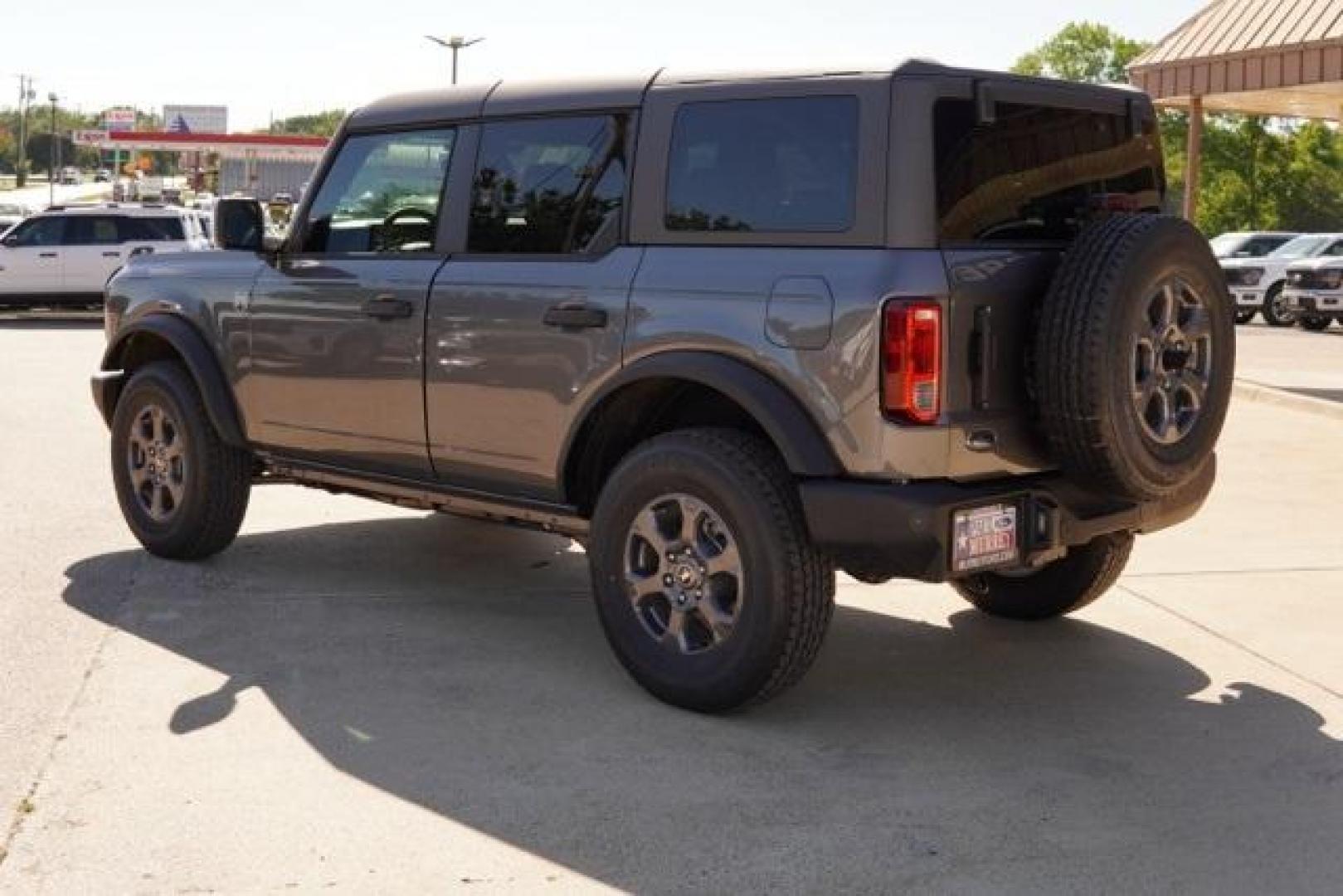 2025 Carbonized Gray Metallic /Black Ford Bronco Big Bend (1FMDE7BH3SL) with an 2.3L EcoBoost I-4 engine, Automatic transmission, located at 1105 E Mulberry, Kaufman, TX, 75142, (972) 962-2151, 32.589550, -96.300926 - Photo#2