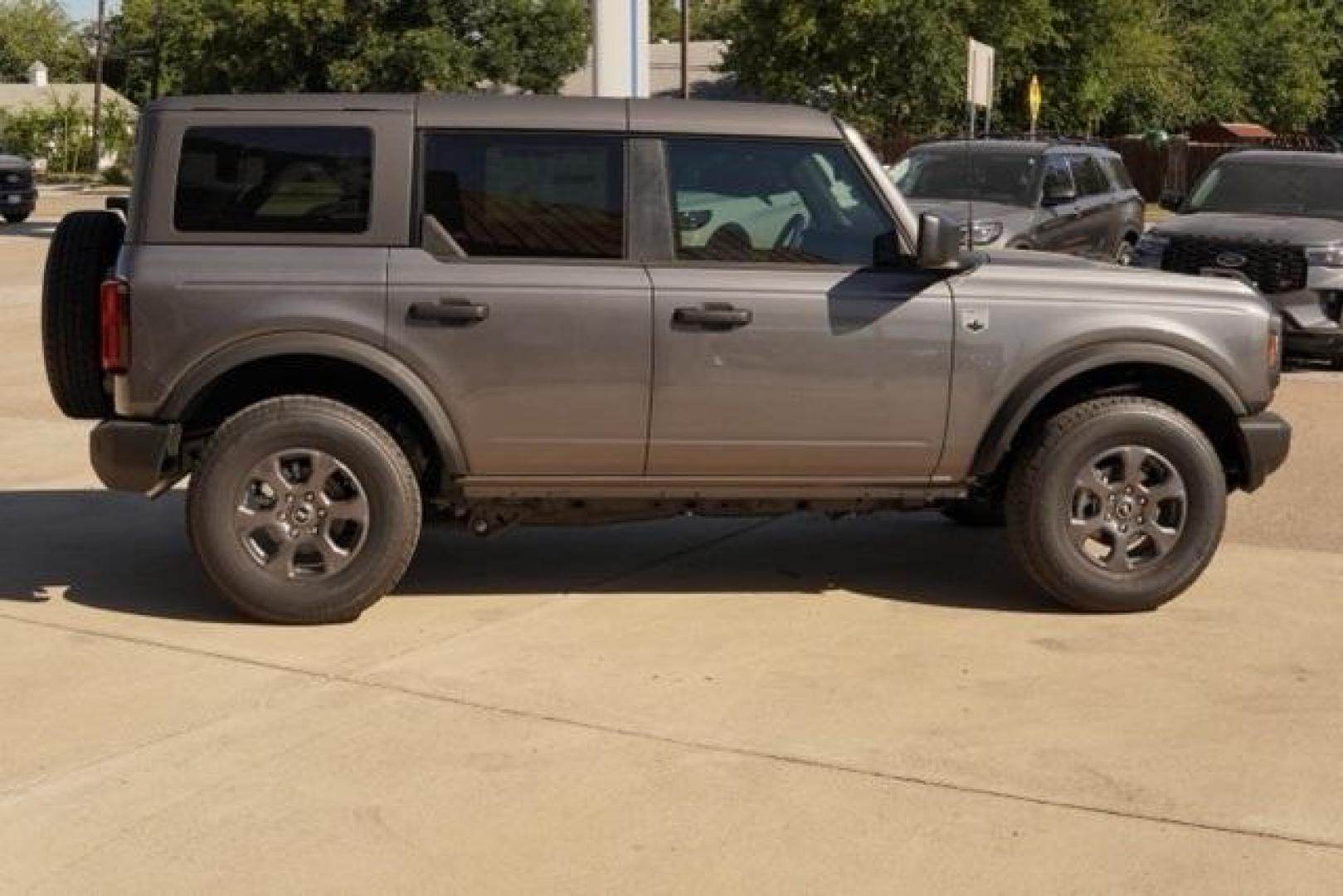 2025 Carbonized Gray Metallic /Black Ford Bronco Big Bend (1FMDE7BH3SL) with an 2.3L EcoBoost I-4 engine, Automatic transmission, located at 1105 E Mulberry, Kaufman, TX, 75142, (972) 962-2151, 32.589550, -96.300926 - Photo#5