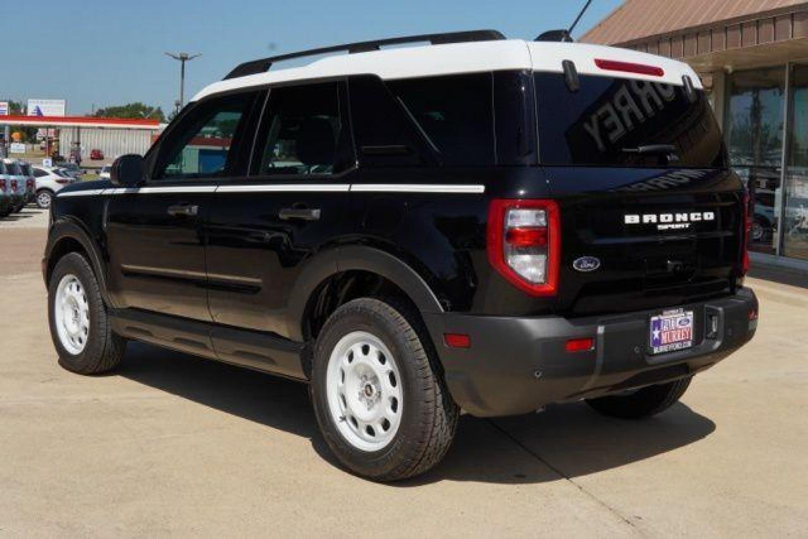 2025 Shadow Black /Navy Pier Ford Bronco Sport Heritage (3FMCR9GN0SR) with an 1.5L EcoBoost engine, Automatic transmission, located at 1105 E Mulberry, Kaufman, TX, 75142, (972) 962-2151, 32.589550, -96.300926 - Photo#2