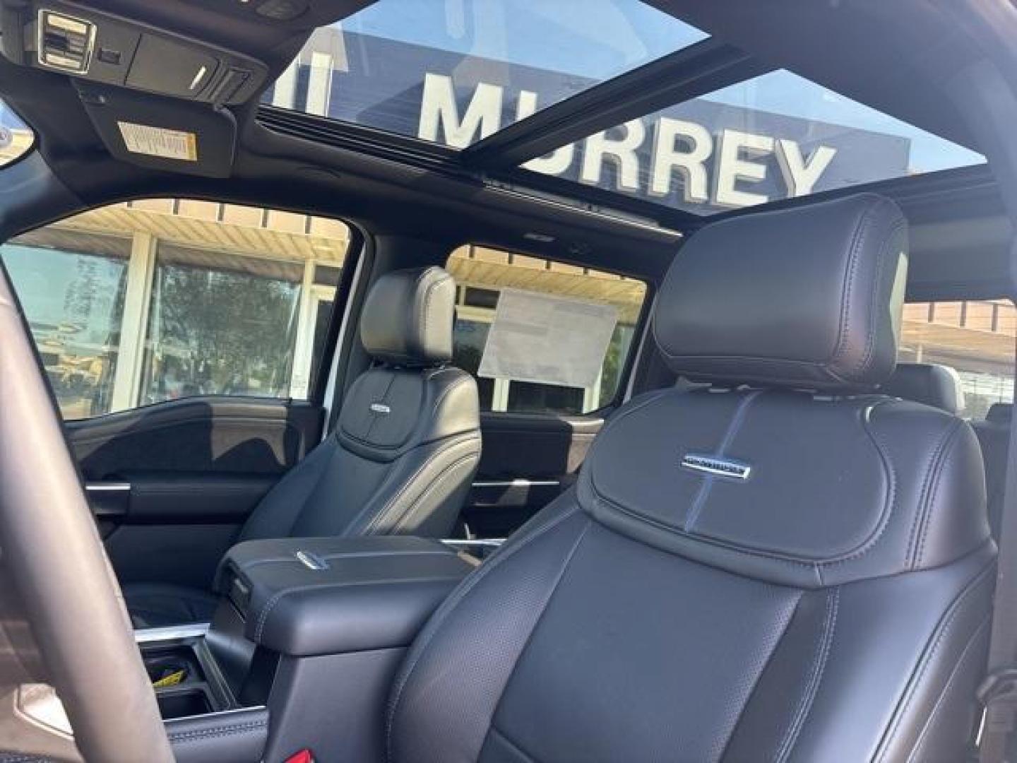 2025 Star White Metallic Tri-Coat /Black Onyx Ford F-350SD Platinum (1FT8W3BMXSE) with an 6.7L High Output Power Stroke V8 Diesel engine, Automatic transmission, located at 1105 E Mulberry, Kaufman, TX, 75142, (972) 962-2151, 32.589550, -96.300926 - Star White Metallic Tri-Coat 2025 Ford F-350SD 4D Crew Cab Platinum 4WD 10-Speed Automatic 6.7L High Output Power Stroke V8 Diesel 4WD.<br><br><br>Please call Paul Murrey Ford Inc. In Kaufman Texas A Family Dealership Since 1952 Serving the Dallas Fort Worth and East Texas areas for over 70 years. P - Photo#11