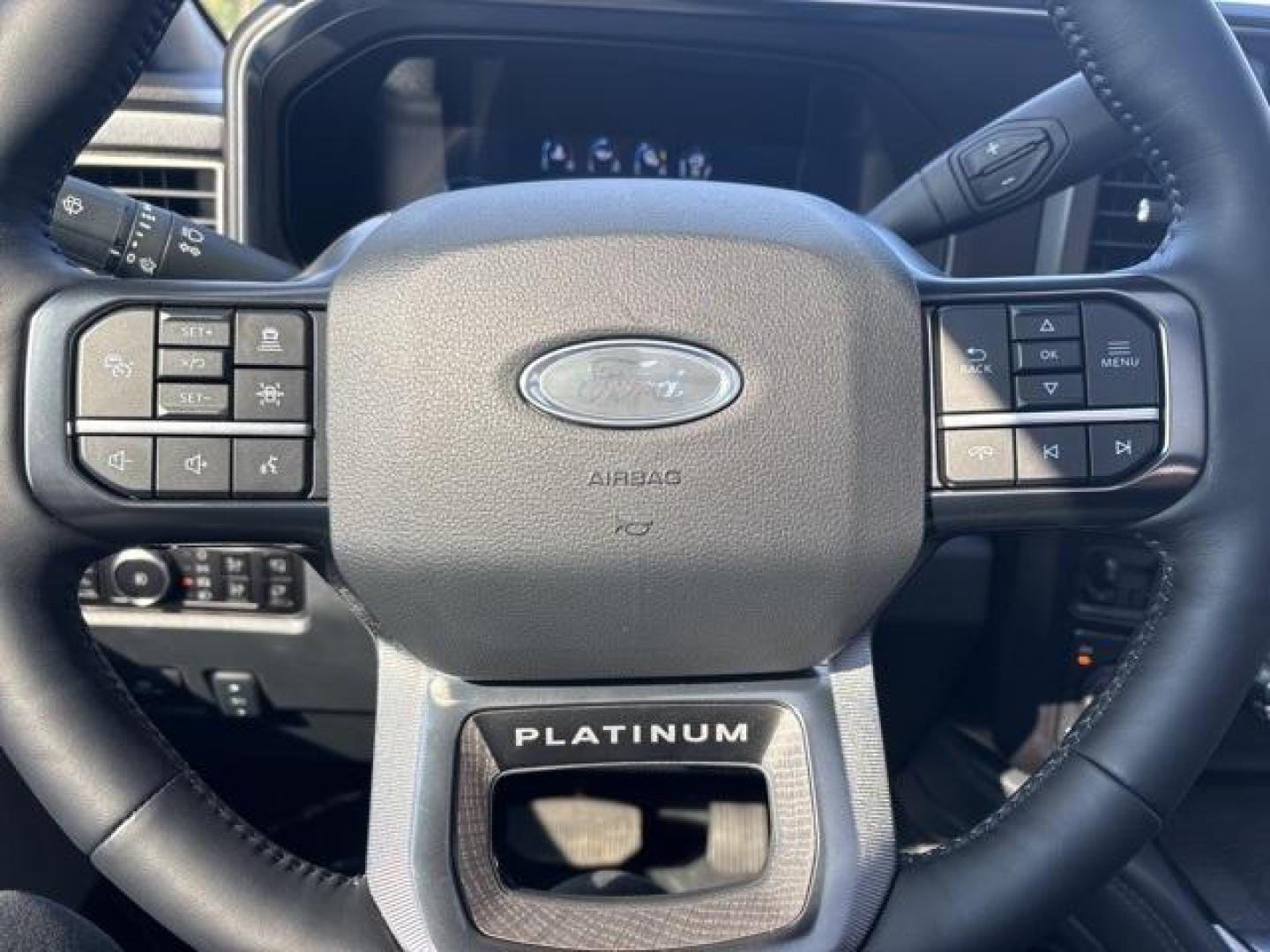 2025 Star White Metallic Tri-Coat /Black Onyx Ford F-350SD Platinum (1FT8W3BMXSE) with an 6.7L High Output Power Stroke V8 Diesel engine, Automatic transmission, located at 1105 E Mulberry, Kaufman, TX, 75142, (972) 962-2151, 32.589550, -96.300926 - Star White Metallic Tri-Coat 2025 Ford F-350SD 4D Crew Cab Platinum 4WD 10-Speed Automatic 6.7L High Output Power Stroke V8 Diesel 4WD.<br><br><br>Please call Paul Murrey Ford Inc. In Kaufman Texas A Family Dealership Since 1952 Serving the Dallas Fort Worth and East Texas areas for over 70 years. P - Photo#21