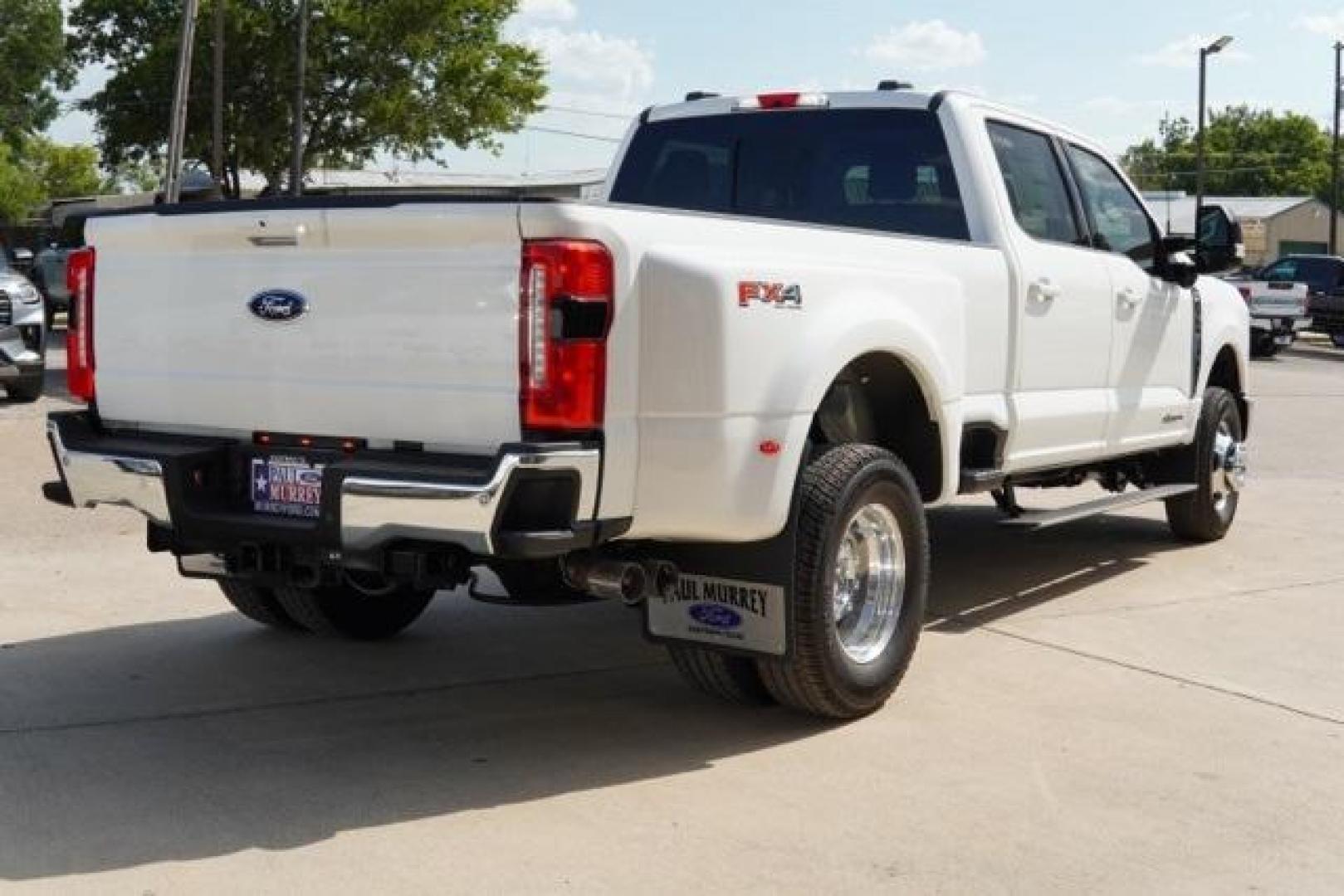 2025 Star White Metallic Tri-Coat /Black Onyx Ford F-350SD Lariat (1FT8W3DT9SE) with an Power Stroke 6.7L V8 DI 32V OHV Turbodiesel engine, Automatic transmission, located at 1105 E Mulberry, Kaufman, TX, 75142, (972) 962-2151, 32.589550, -96.300926 - Star White Metallic Tri-Coat 2025 Ford F-350SD 4D Crew Cab Lariat DRW 4WD 10-Speed Automatic Power Stroke 6.7L V8 DI 32V OHV Turbodiesel 4WD.<br><br>Recent Arrival!<br><br><br>Please call Paul Murrey Ford Inc. In Kaufman Texas A Family Dealership Since 1952 Serving the Dallas Fort Worth and East Tex - Photo#7