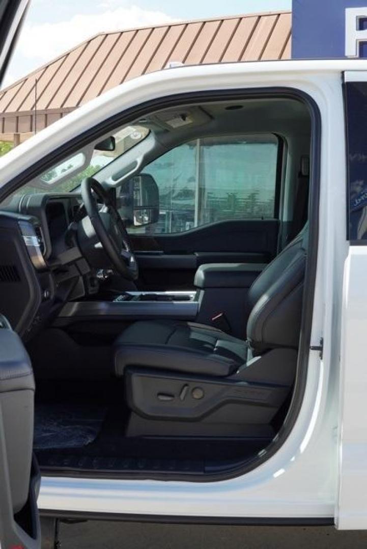 2025 Star White Metallic Tri-Coat /Black Onyx Ford F-350SD Lariat (1FT8W3DT9SE) with an Power Stroke 6.7L V8 DI 32V OHV Turbodiesel engine, Automatic transmission, located at 1105 E Mulberry, Kaufman, TX, 75142, (972) 962-2151, 32.589550, -96.300926 - Star White Metallic Tri-Coat 2025 Ford F-350SD 4D Crew Cab Lariat DRW 4WD 10-Speed Automatic Power Stroke 6.7L V8 DI 32V OHV Turbodiesel 4WD.<br><br>Recent Arrival!<br><br><br>Please call Paul Murrey Ford Inc. In Kaufman Texas A Family Dealership Since 1952 Serving the Dallas Fort Worth and East Tex - Photo#8