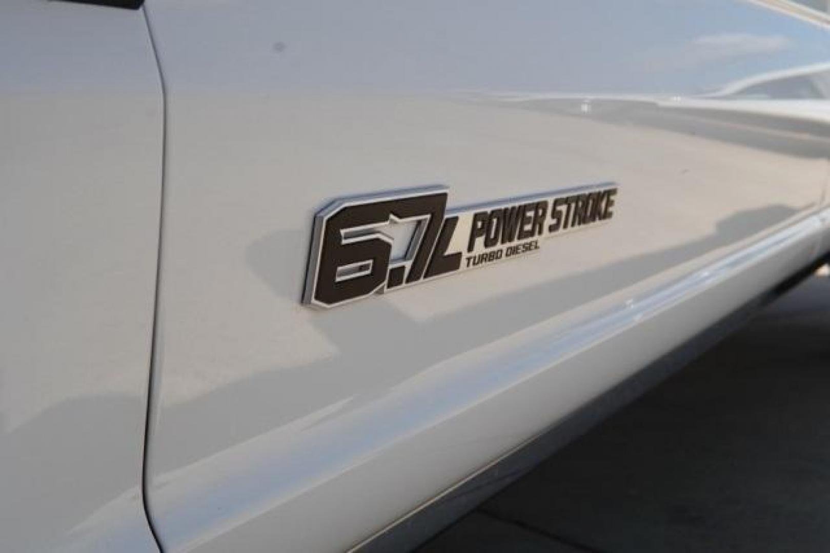 2025 Star White Metallic Tri-Coat /Black Onyx Ford F-350SD Lariat (1FT8W3DT9SE) with an Power Stroke 6.7L V8 DI 32V OHV Turbodiesel engine, Automatic transmission, located at 1105 E Mulberry, Kaufman, TX, 75142, (972) 962-2151, 32.589550, -96.300926 - Star White Metallic Tri-Coat 2025 Ford F-350SD 4D Crew Cab Lariat DRW 4WD 10-Speed Automatic Power Stroke 6.7L V8 DI 32V OHV Turbodiesel 4WD.<br><br>Recent Arrival!<br><br><br>Please call Paul Murrey Ford Inc. In Kaufman Texas A Family Dealership Since 1952 Serving the Dallas Fort Worth and East Tex - Photo#29