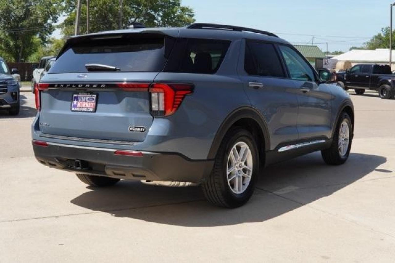 2025 Vapor Blue Metallic /Gray Ford Explorer Active (1FMUK7DH7SG) with an 2.3L EcoBoost I-4 engine, Automatic transmission, located at 1105 E Mulberry, Kaufman, TX, 75142, (972) 962-2151, 32.589550, -96.300926 - Blue Vapor 2025 Ford Explorer 4D Sport Utility Active RWD 10-Speed Automatic 2.3L EcoBoost I-4<br><br>Recent Arrival! 20/29 City/Highway MPG<br><br><br>Please call Paul Murrey Ford Inc. In Kaufman Texas A Family Dealership Since 1952 Serving the Dallas Fort Worth and East Texas areas for over 70 yea - Photo#5