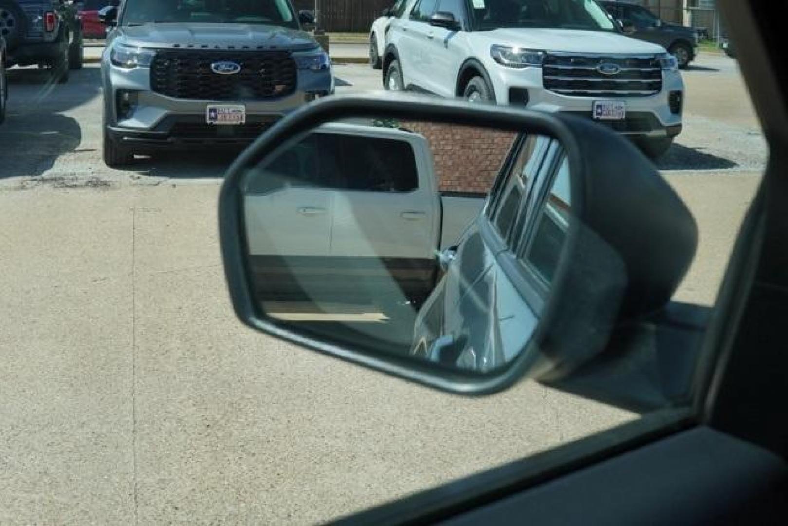 2025 Vapor Blue Metallic /Gray Ford Explorer Active (1FMUK7DH7SG) with an 2.3L EcoBoost I-4 engine, Automatic transmission, located at 1105 E Mulberry, Kaufman, TX, 75142, (972) 962-2151, 32.589550, -96.300926 - Blue Vapor 2025 Ford Explorer 4D Sport Utility Active RWD 10-Speed Automatic 2.3L EcoBoost I-4<br><br>Recent Arrival! 20/29 City/Highway MPG<br><br><br>Please call Paul Murrey Ford Inc. In Kaufman Texas A Family Dealership Since 1952 Serving the Dallas Fort Worth and East Texas areas for over 70 yea - Photo#9