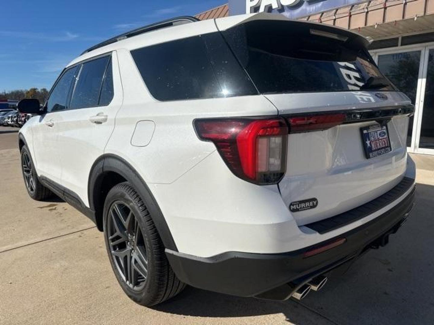2025 White Metallic /Onyx Ford Explorer ST (1FMWK8GC4SG) with an 3.0L EcoBoost V6 engine, Automatic transmission, located at 1105 E Mulberry, Kaufman, TX, 75142, (972) 962-2151, 32.589550, -96.300926 - $4,946 off MSRP!<br><br>4WD.<br>Star White Metallic Tri-Coat 2025 Ford Explorer 4D Sport Utility ST 4WD 10-Speed Automatic 3.0L EcoBoost V6 18/25 City/Highway MPG Price includes: $1000 - Final Days Mega Bonus Cash. Exp. 01/02/2026 $1500 - Bonus Customer Cash. Exp. 01/05/2026 - Photo#2