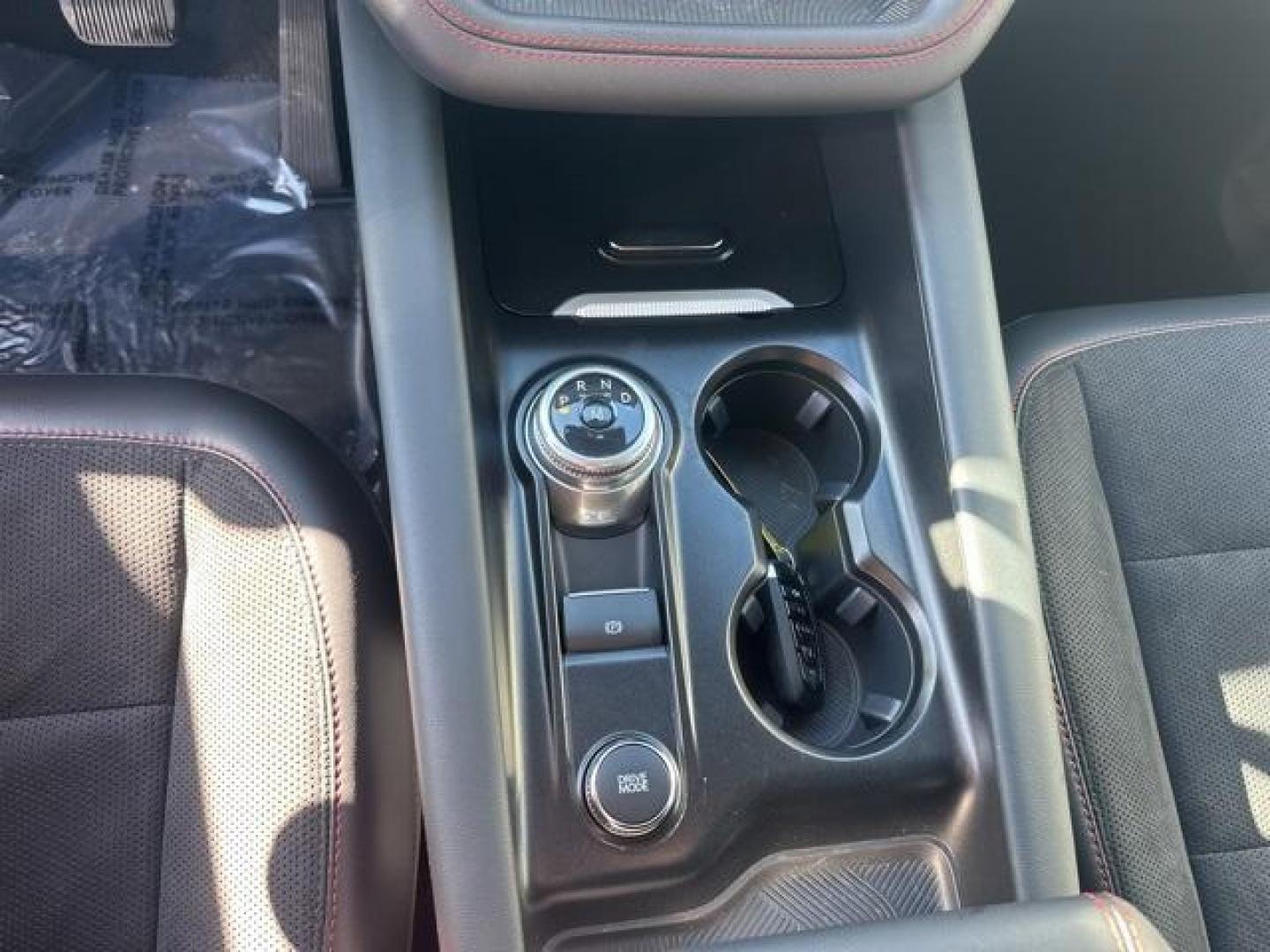 2025 White Metallic /Onyx Ford Explorer ST (1FMWK8GC4SG) with an 3.0L EcoBoost V6 engine, Automatic transmission, located at 1105 E Mulberry, Kaufman, TX, 75142, (972) 962-2151, 32.589550, -96.300926 - $4,946 off MSRP!<br><br>4WD.<br>Star White Metallic Tri-Coat 2025 Ford Explorer 4D Sport Utility ST 4WD 10-Speed Automatic 3.0L EcoBoost V6 18/25 City/Highway MPG Price includes: $1000 - Final Days Mega Bonus Cash. Exp. 01/02/2026 $1500 - Bonus Customer Cash. Exp. 01/05/2026 - Photo#10