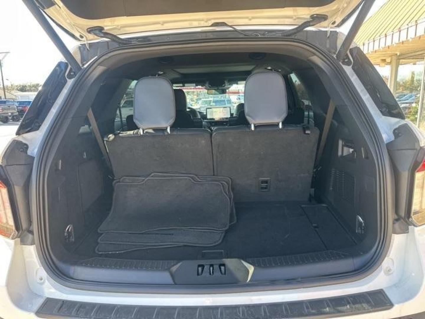 2025 White Metallic /Onyx Ford Explorer ST (1FMWK8GC4SG) with an 3.0L EcoBoost V6 engine, Automatic transmission, located at 1105 E Mulberry, Kaufman, TX, 75142, (972) 962-2151, 32.589550, -96.300926 - $4,946 off MSRP!<br><br>4WD.<br>Star White Metallic Tri-Coat 2025 Ford Explorer 4D Sport Utility ST 4WD 10-Speed Automatic 3.0L EcoBoost V6 18/25 City/Highway MPG Price includes: $1000 - Final Days Mega Bonus Cash. Exp. 01/02/2026 $1500 - Bonus Customer Cash. Exp. 01/05/2026 - Photo#13