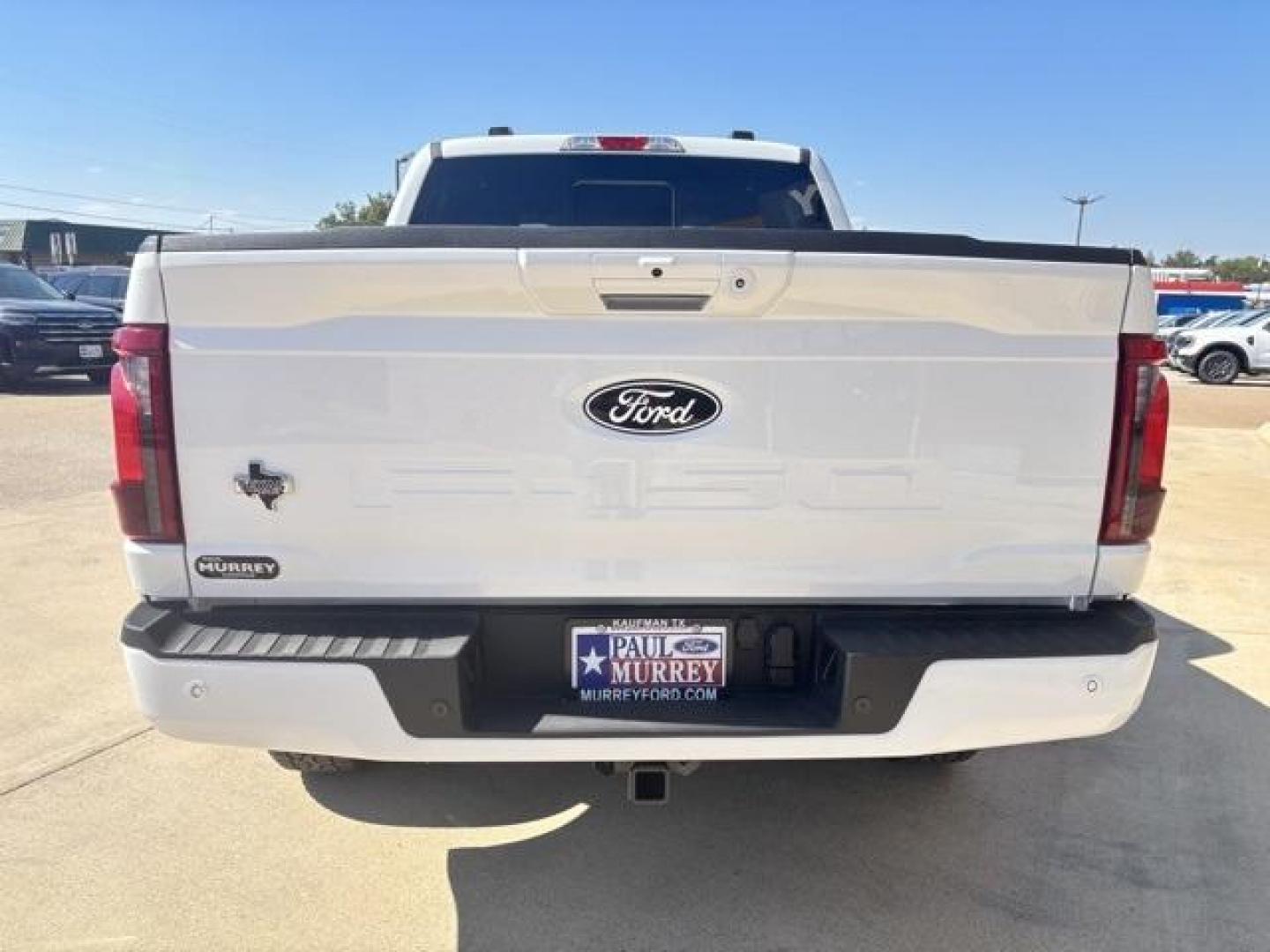 2025 Oxford White /Black Ford F-150 XLT (1FTFW3L52SK) with an 5.0L V8 engine, Automatic transmission, located at 1105 E Mulberry, Kaufman, TX, 75142, (972) 962-2151, 32.589550, -96.300926 - Oxford White 2025 Ford F-150 4D SuperCrew XLT 4WD 10-Speed Automatic 5.0L V8 4WD.<br><br><br>Please call Paul Murrey Ford Inc. In Kaufman Texas A Family Dealership Since 1952 Serving the Dallas Fort Worth and East Texas areas for over 70 years. Please call 972-962-2151 www.murreyford.com www.usedcar - Photo#4