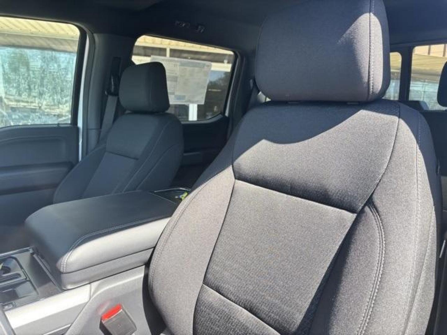 2025 Oxford White /Black Ford F-150 XLT (1FTFW3L52SK) with an 5.0L V8 engine, Automatic transmission, located at 1105 E Mulberry, Kaufman, TX, 75142, (972) 962-2151, 32.589550, -96.300926 - Oxford White 2025 Ford F-150 4D SuperCrew XLT 4WD 10-Speed Automatic 5.0L V8 4WD.<br><br><br>Please call Paul Murrey Ford Inc. In Kaufman Texas A Family Dealership Since 1952 Serving the Dallas Fort Worth and East Texas areas for over 70 years. Please call 972-962-2151 www.murreyford.com www.usedcar - Photo#9
