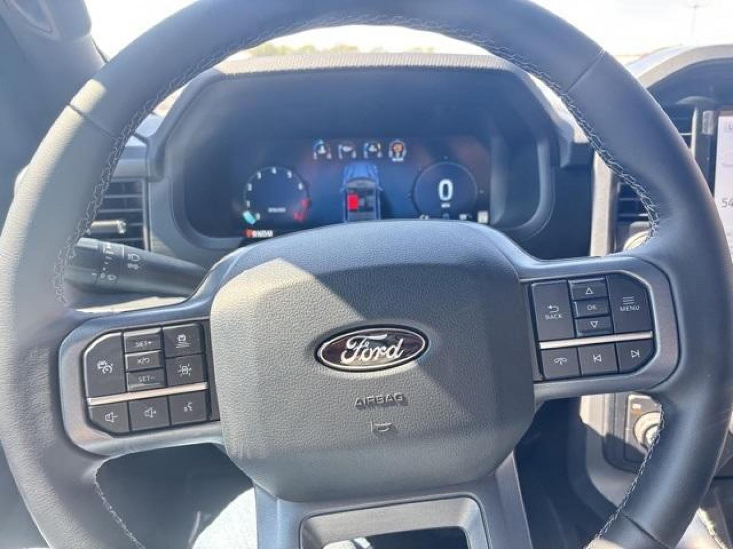 2025 Oxford White /Black Ford F-150 XLT (1FTFW3L52SK) with an 5.0L V8 engine, Automatic transmission, located at 1105 E Mulberry, Kaufman, TX, 75142, (972) 962-2151, 32.589550, -96.300926 - Oxford White 2025 Ford F-150 4D SuperCrew XLT 4WD 10-Speed Automatic 5.0L V8 4WD.<br><br><br>Please call Paul Murrey Ford Inc. In Kaufman Texas A Family Dealership Since 1952 Serving the Dallas Fort Worth and East Texas areas for over 70 years. Please call 972-962-2151 www.murreyford.com www.usedcar - Photo#20