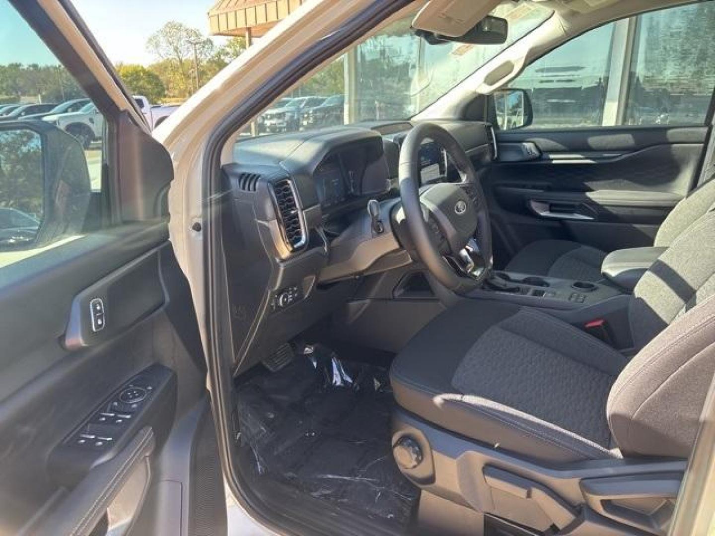 2025 Desert Sand /Ebony Ford Ranger XLT (1FTER4GH5SL) with an EcoBoost 2.3L I4 GTDi DOHC Turbocharged VCT engine, Automatic transmission, located at 1105 E Mulberry, Kaufman, TX, 75142, (972) 962-2151, 32.589550, -96.300926 - Desert Sand 2025 Ford Ranger 4D Crew Cab XLT RWD 10-Speed Automatic EcoBoost 2.3L I4 GTDi DOHC Turbocharged VCT - Photo#9