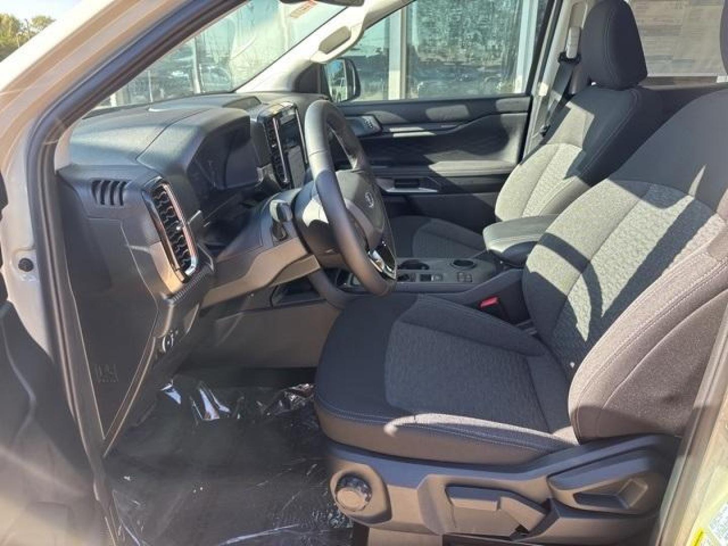 2025 Desert Sand /Ebony Ford Ranger XLT (1FTER4GH5SL) with an EcoBoost 2.3L I4 GTDi DOHC Turbocharged VCT engine, Automatic transmission, located at 1105 E Mulberry, Kaufman, TX, 75142, (972) 962-2151, 32.589550, -96.300926 - Desert Sand 2025 Ford Ranger 4D Crew Cab XLT RWD 10-Speed Automatic EcoBoost 2.3L I4 GTDi DOHC Turbocharged VCT - Photo#10