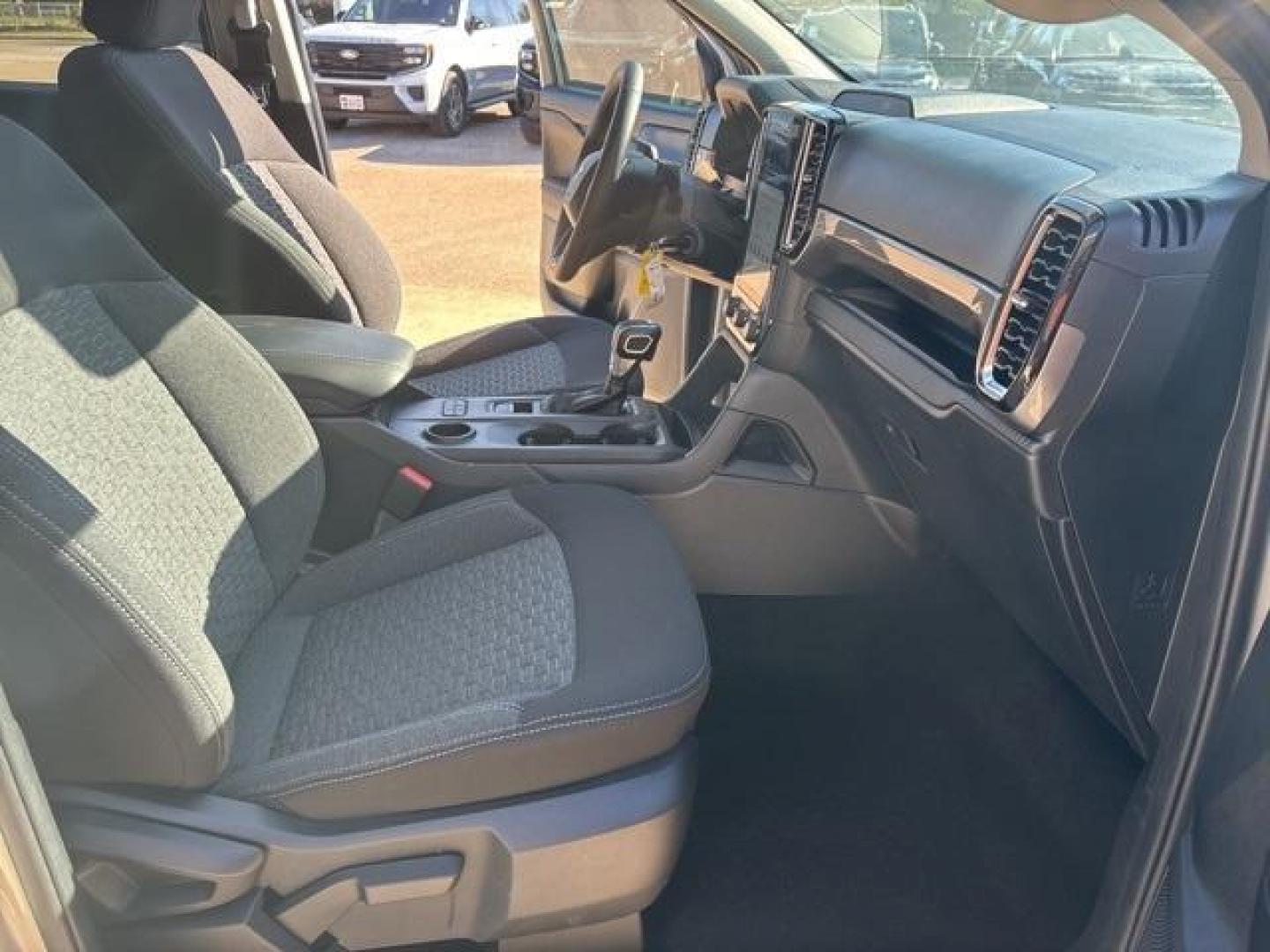 2025 Desert Sand /Ebony Ford Ranger XLT (1FTER4GH5SL) with an EcoBoost 2.3L I4 GTDi DOHC Turbocharged VCT engine, Automatic transmission, located at 1105 E Mulberry, Kaufman, TX, 75142, (972) 962-2151, 32.589550, -96.300926 - Desert Sand 2025 Ford Ranger 4D Crew Cab XLT RWD 10-Speed Automatic EcoBoost 2.3L I4 GTDi DOHC Turbocharged VCT - Photo#15
