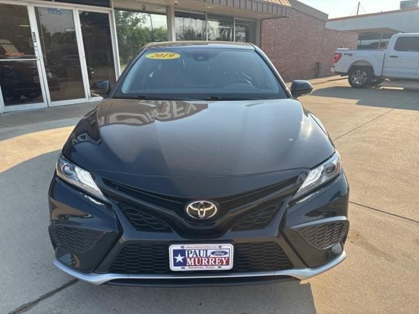 2021 Midnight Black Metallic Toyota Camry XSE (4T1K61AK4MU) with an 2.5L I4 DOHC 16V engine, Automatic transmission, located at 1105 E Mulberry, Kaufman, TX, 75142, (972) 962-2151, 32.589550, -96.300926 - Black 2021 Toyota Camry 4D Sedan XSE FWD 8-Speed Automatic 2.5L I4 DOHC 16V Leather.<br><br><br>Recent Arrival! 27/38 City/Highway MPG<br><br><br>Please call Paul Murrey Ford Inc. In Kaufman Texas A Family Dealership Since 1952 Serving the Dallas Fort Worth and East Texas areas for over 70 years. Pl - Photo#5